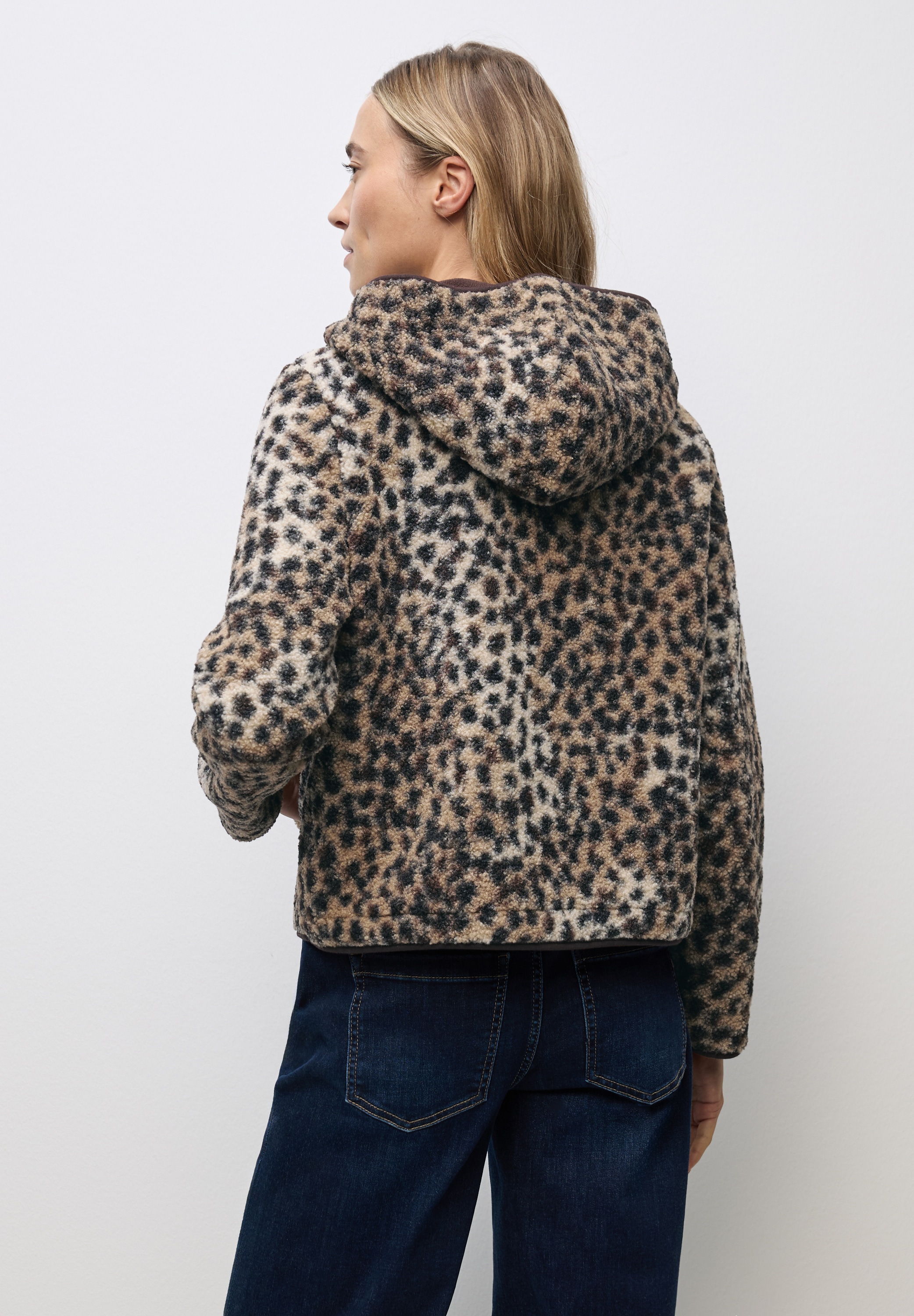 STREET ONE Kapuzenplüschjacke, mit Kapuze, mit Leo-Muster