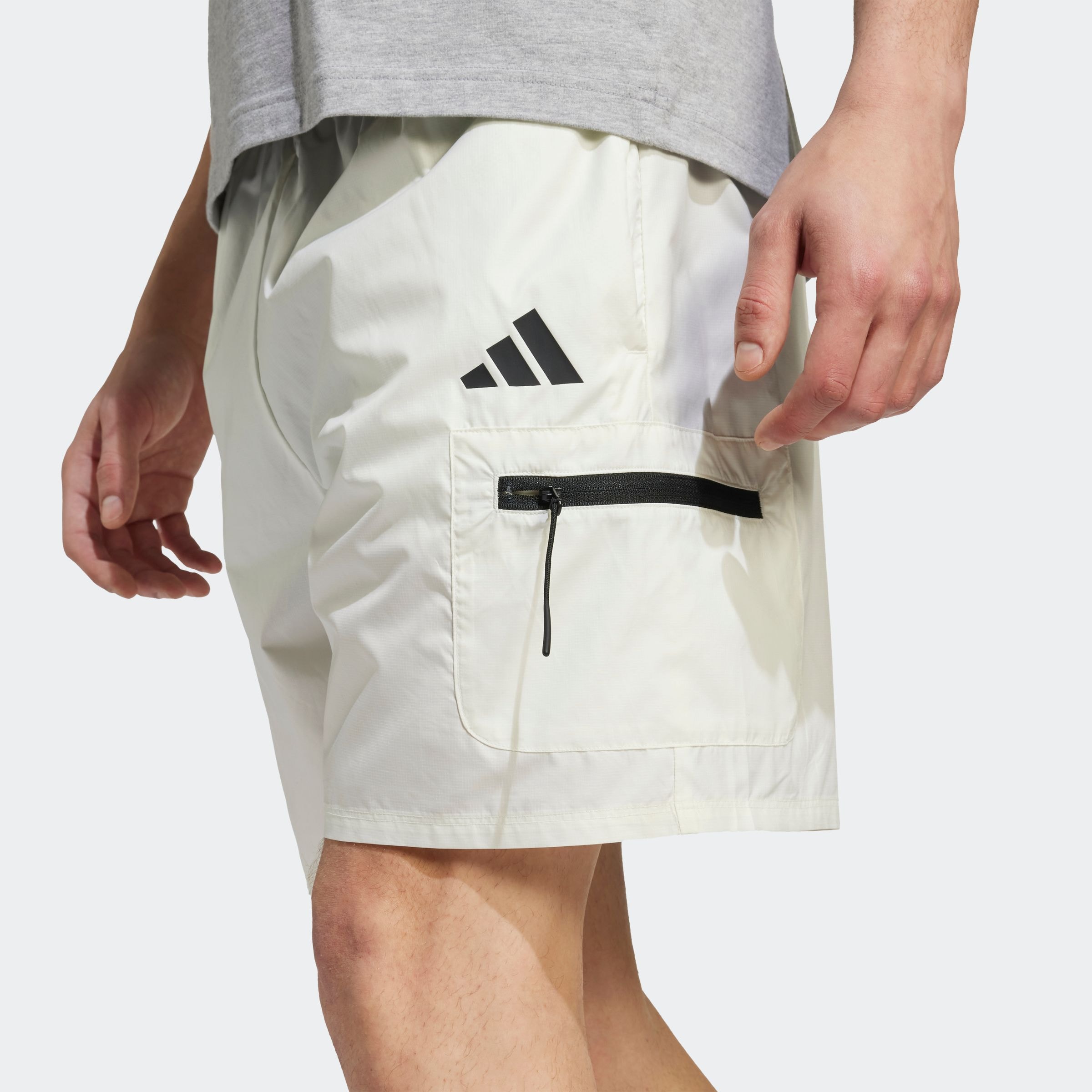 adidas Sportswear Shorts »M CE SHO GD«, (1 tlg.)