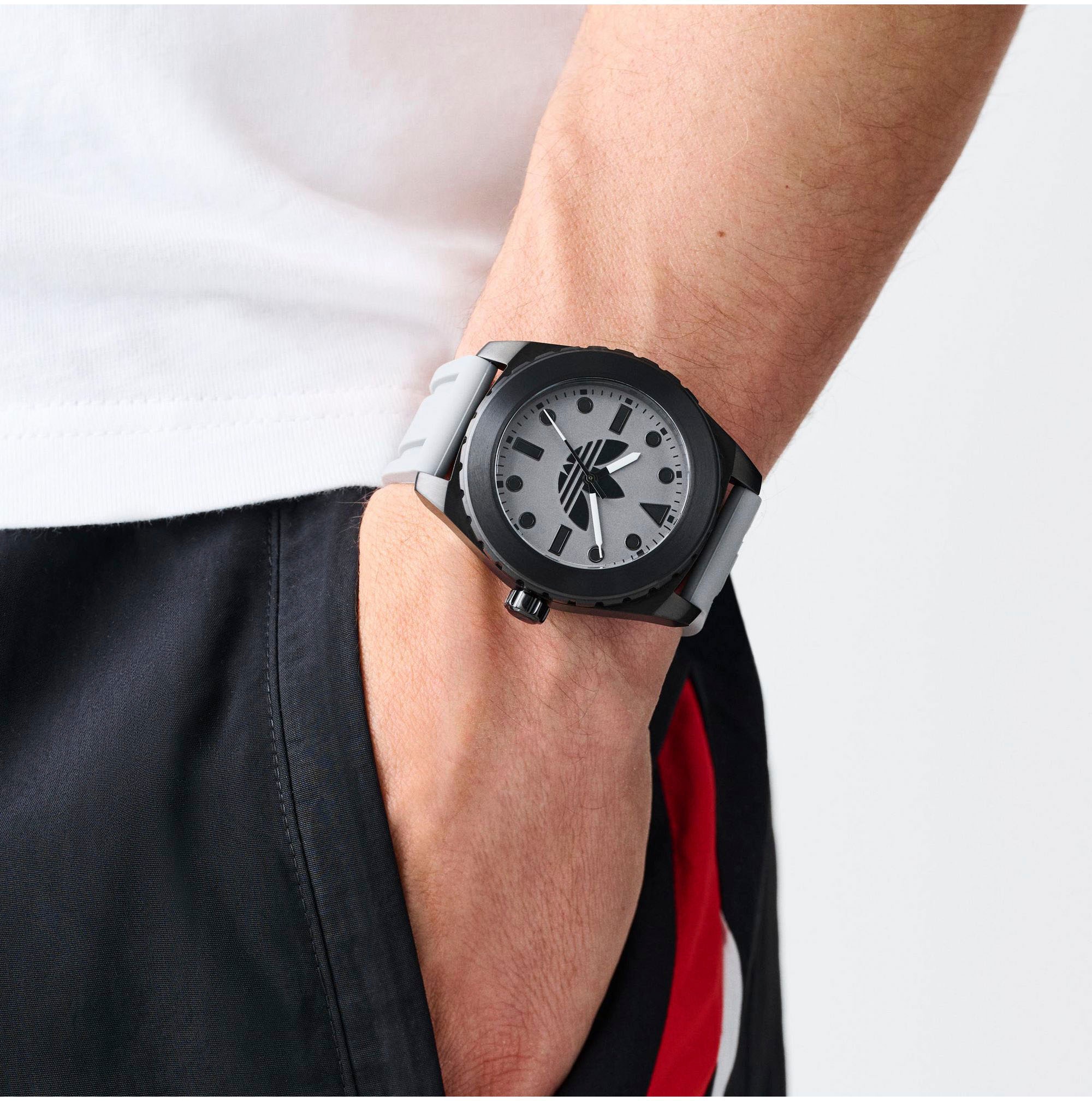 adidas Originals Quarzuhr »DISCOVERER ONE«, Armbanduhr, Herren, Damen, Silikonarmband, wasserabweisend bis 5 bar