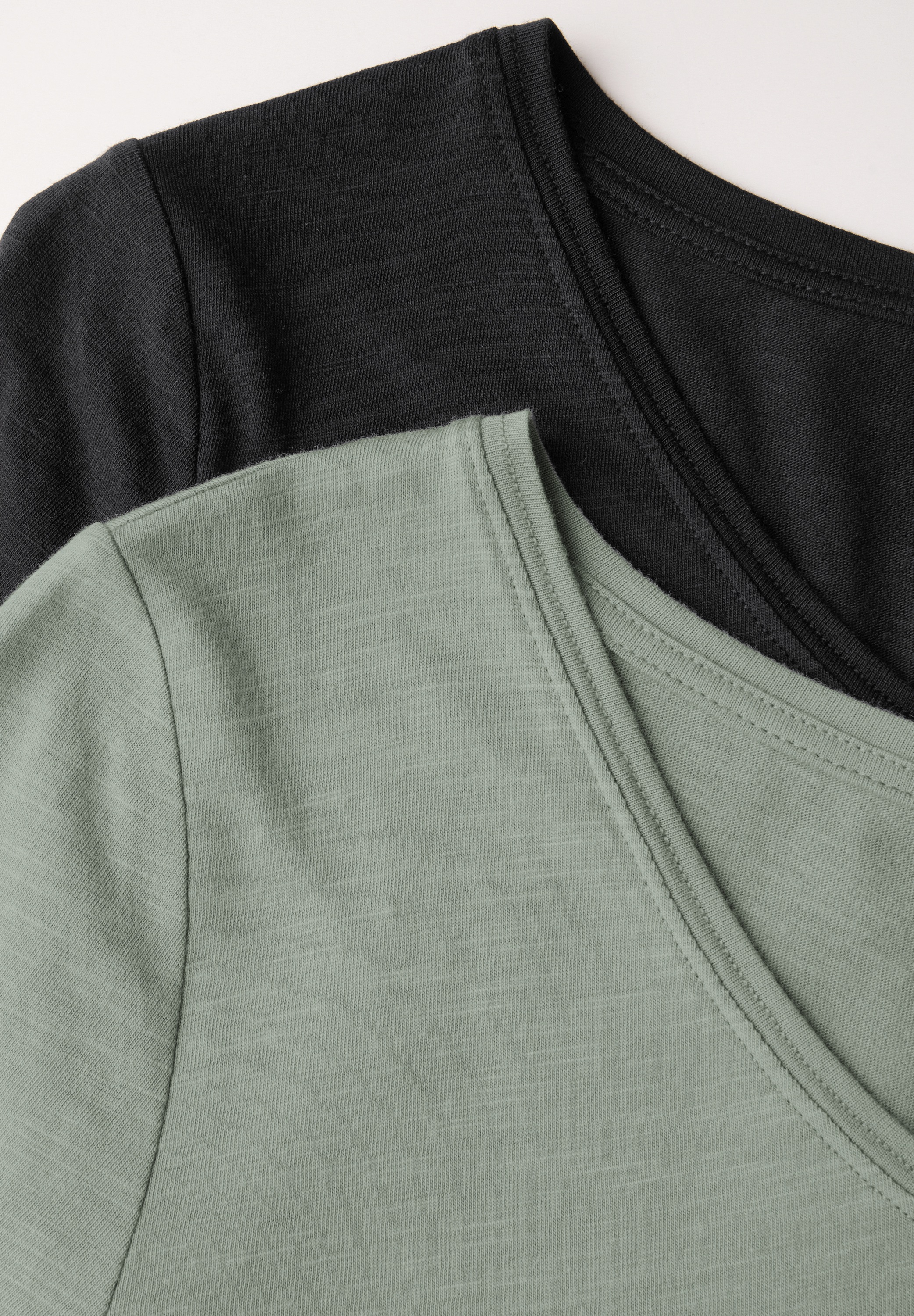 STREET ONE V-Shirt, im soften Baumwoll-Mix