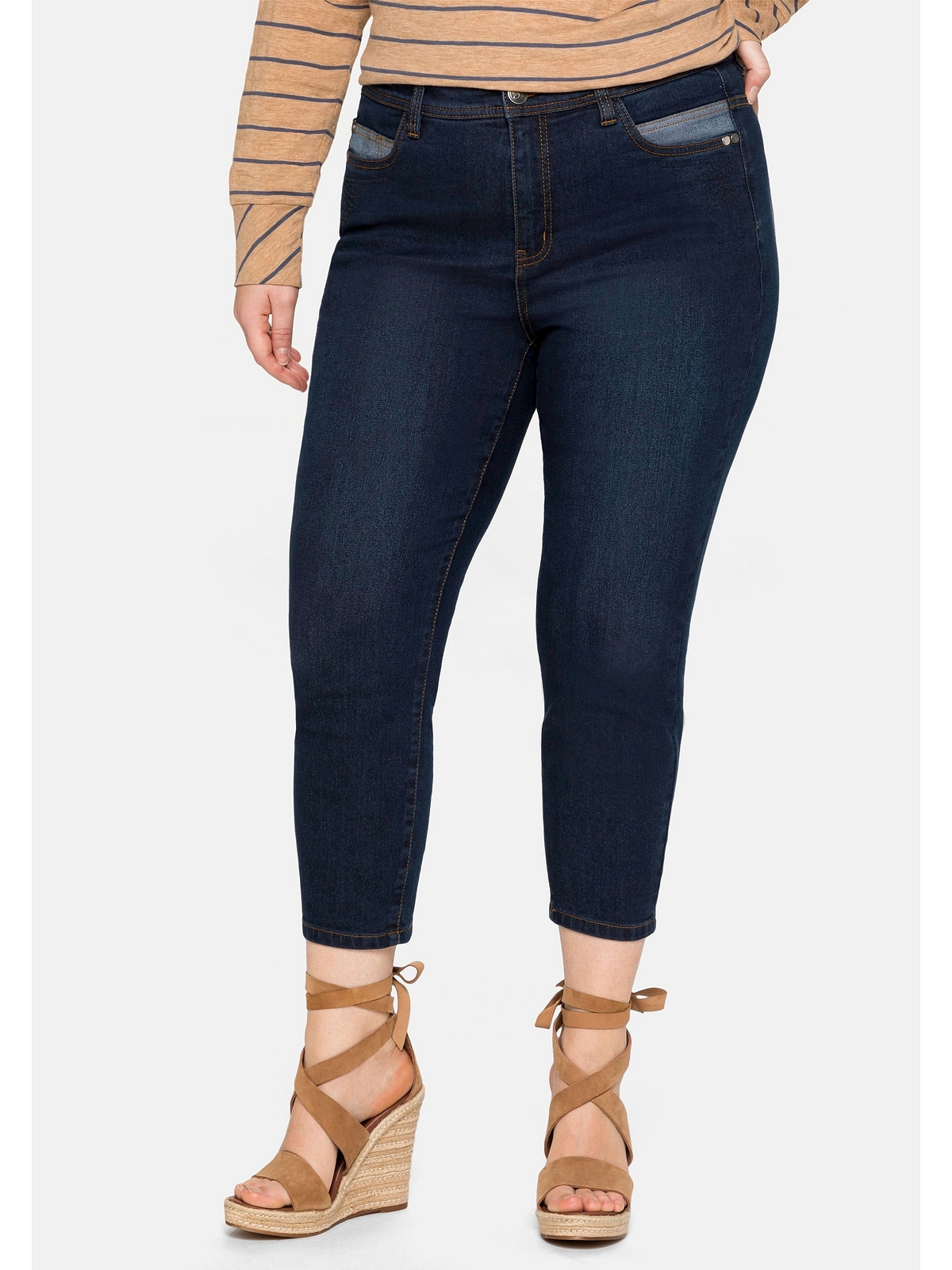 Sheego Stretch-Jeans vorn in bestellen für Größen«, 7/8-Länge, mit Stickerei BAUR »Große 