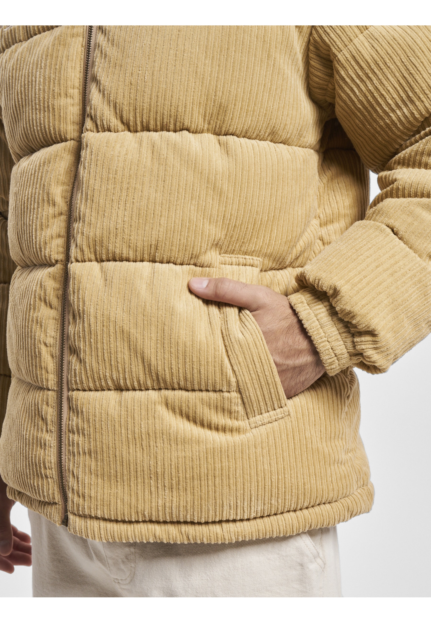 Karl Kani Winterjacke »Karl Kani Unisex KM233-038-2 KK Retro Corduroy Puffer Jacket« 1 Stk. tlg. ohne Kapuze