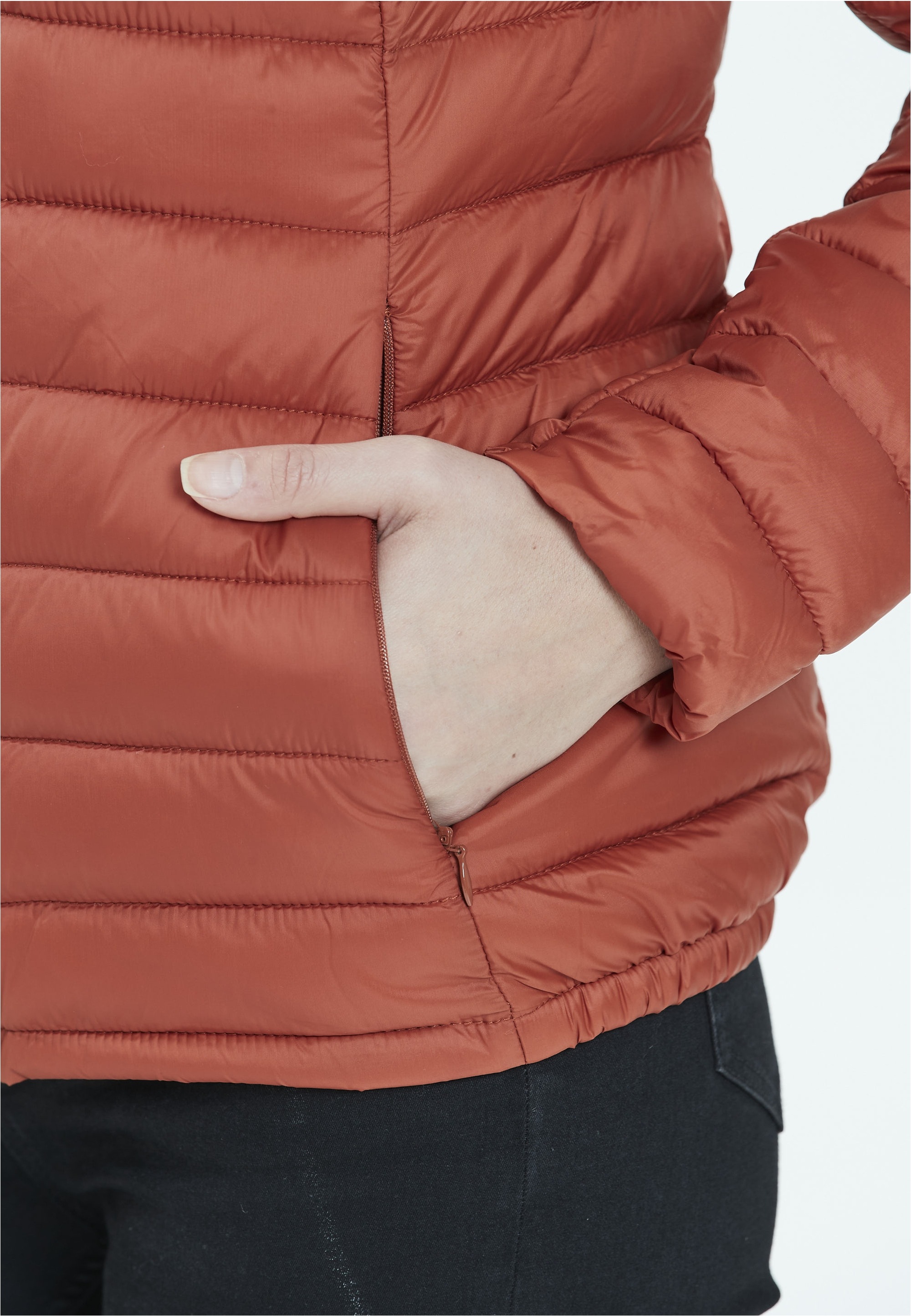WHISTLER Steppjacke »Tepic W Pro-lite«, mit Kinnschutz und kuscheliger Wattierung