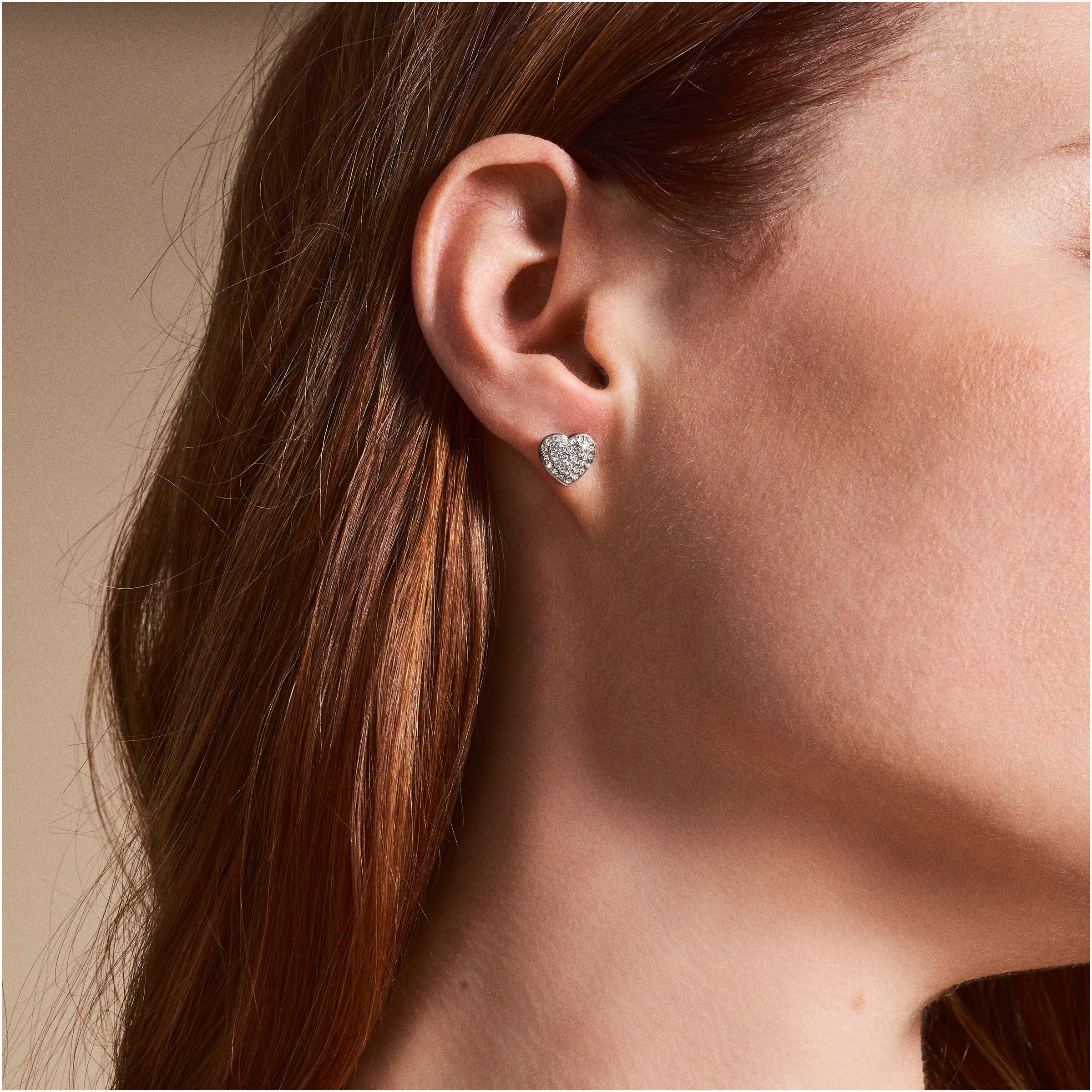 Paar Ohrstecker FOSSIL "Schmuck Geschenk Edelstahl Ohrringe SADIE Herz", silber (edelstahlfarben, kristallweiß, kristallweiß), Ohrringe, Damen, Edelstahl, mit Glassteinen 4