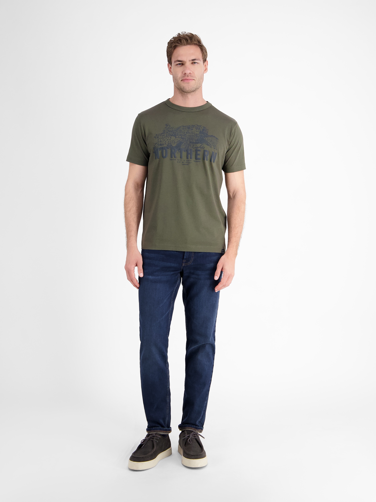 LERROS T-Shirt »LERROS Unifarbenes T-Shirt mit Brustprint«