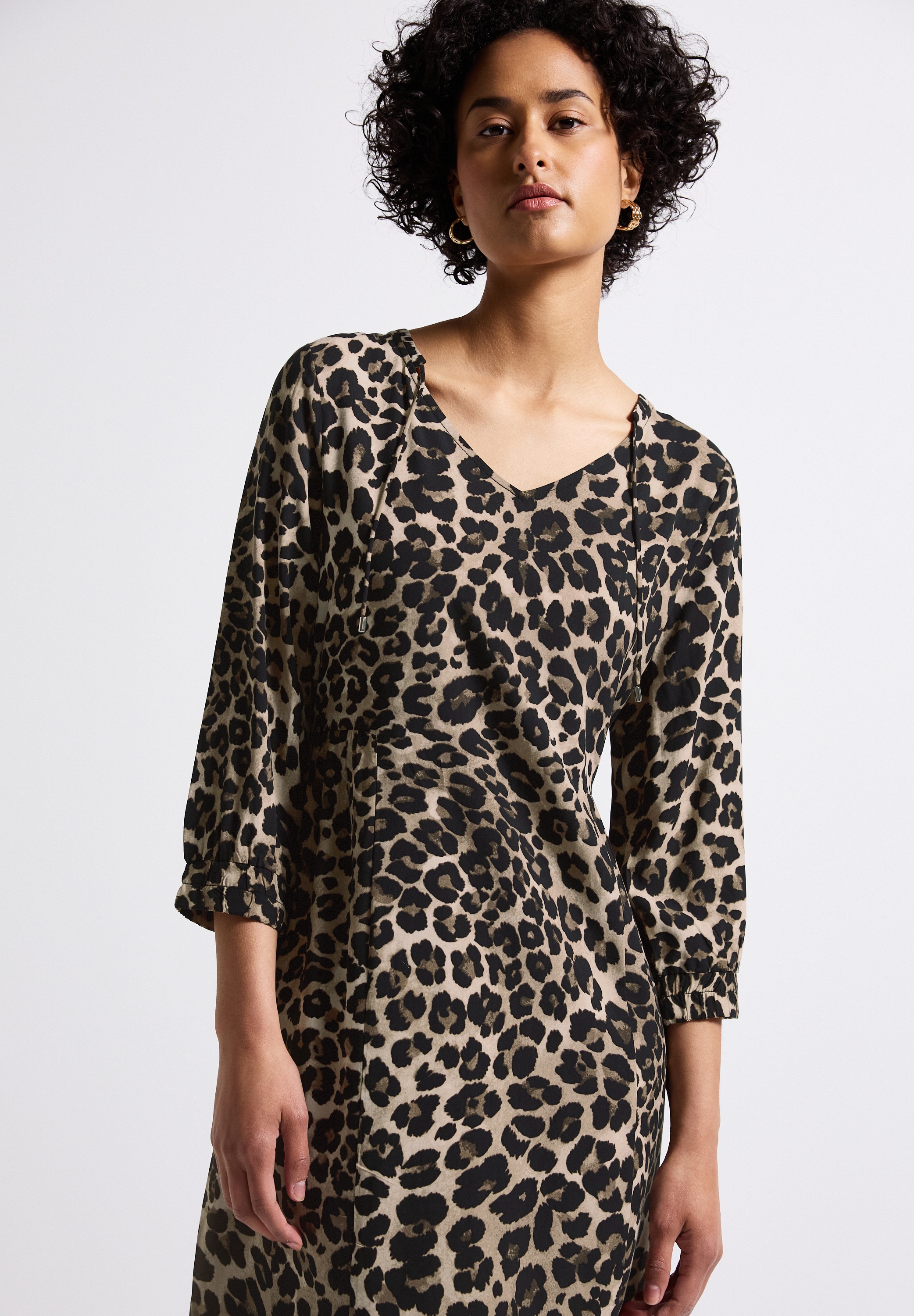 Thumbnail - STREET ONE Midikleid Ohne Taschen mit grafischem Muster und 3/4 -Arm