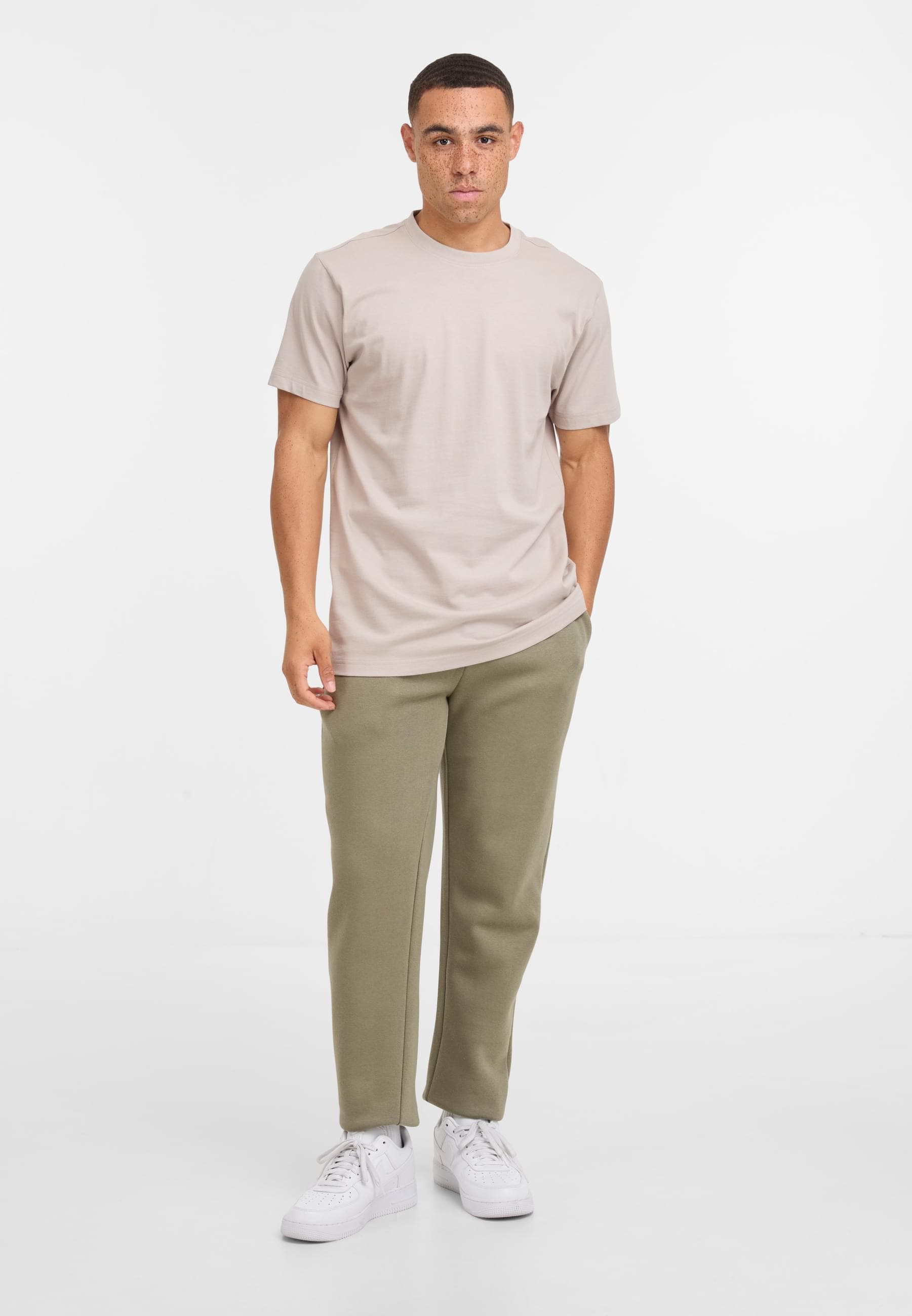 URBAN CLASSICS Jogginghose »Urban Classics Basic Essential Sweatpants«, (1 tlg.)