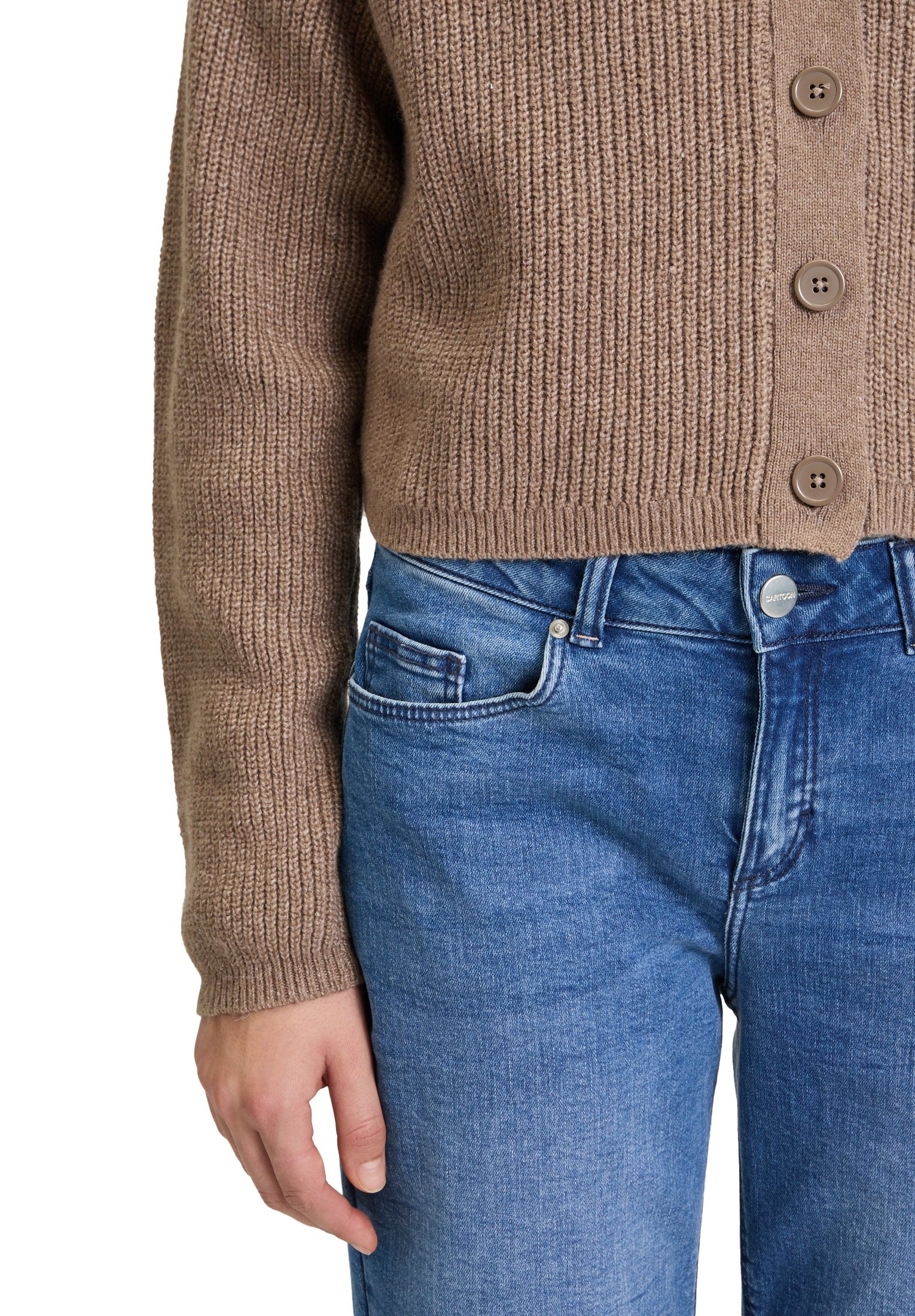 Cartoon Strickjacke »Cartoon Damen Basic-Strickjacke mit V-Ausschnitt«, Struktur