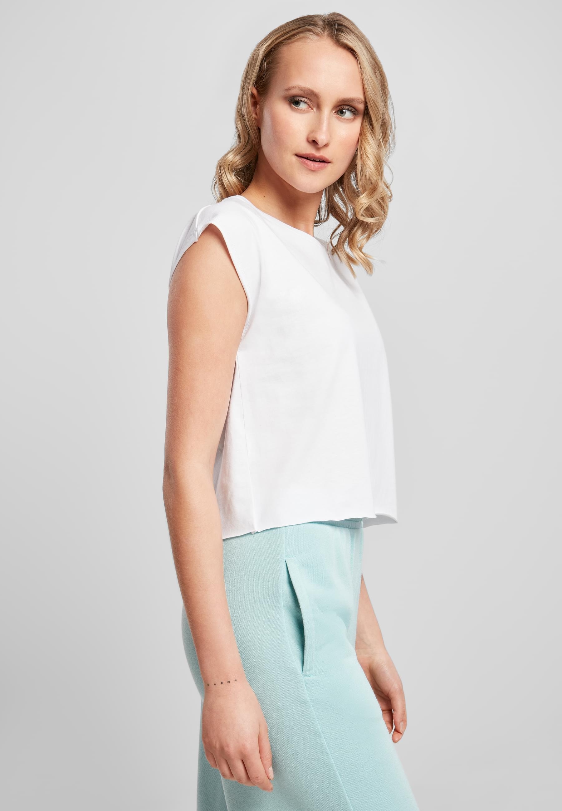URBAN CLASSICS T-Shirt »Urban Classics Damen Ladies Organic Short Tee«, (1 tlg.)