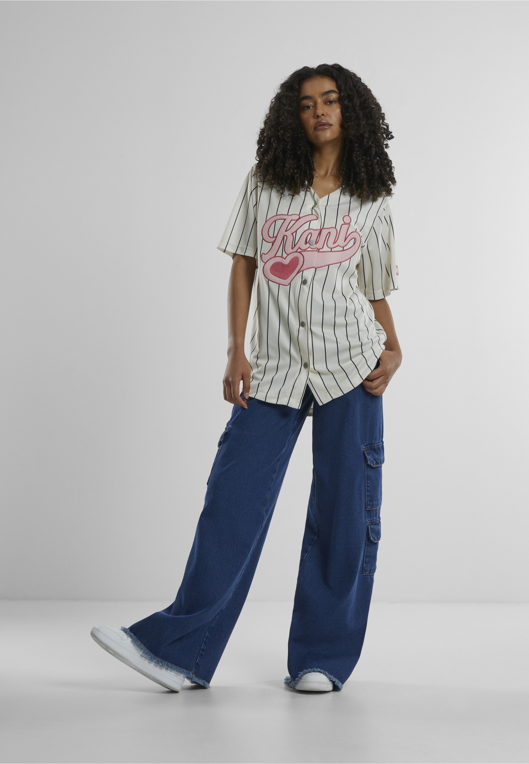 Karl Kani Kurzarmshirt »Karl Kani Varsity Heart Pinstripe Baseball Shirt« 1