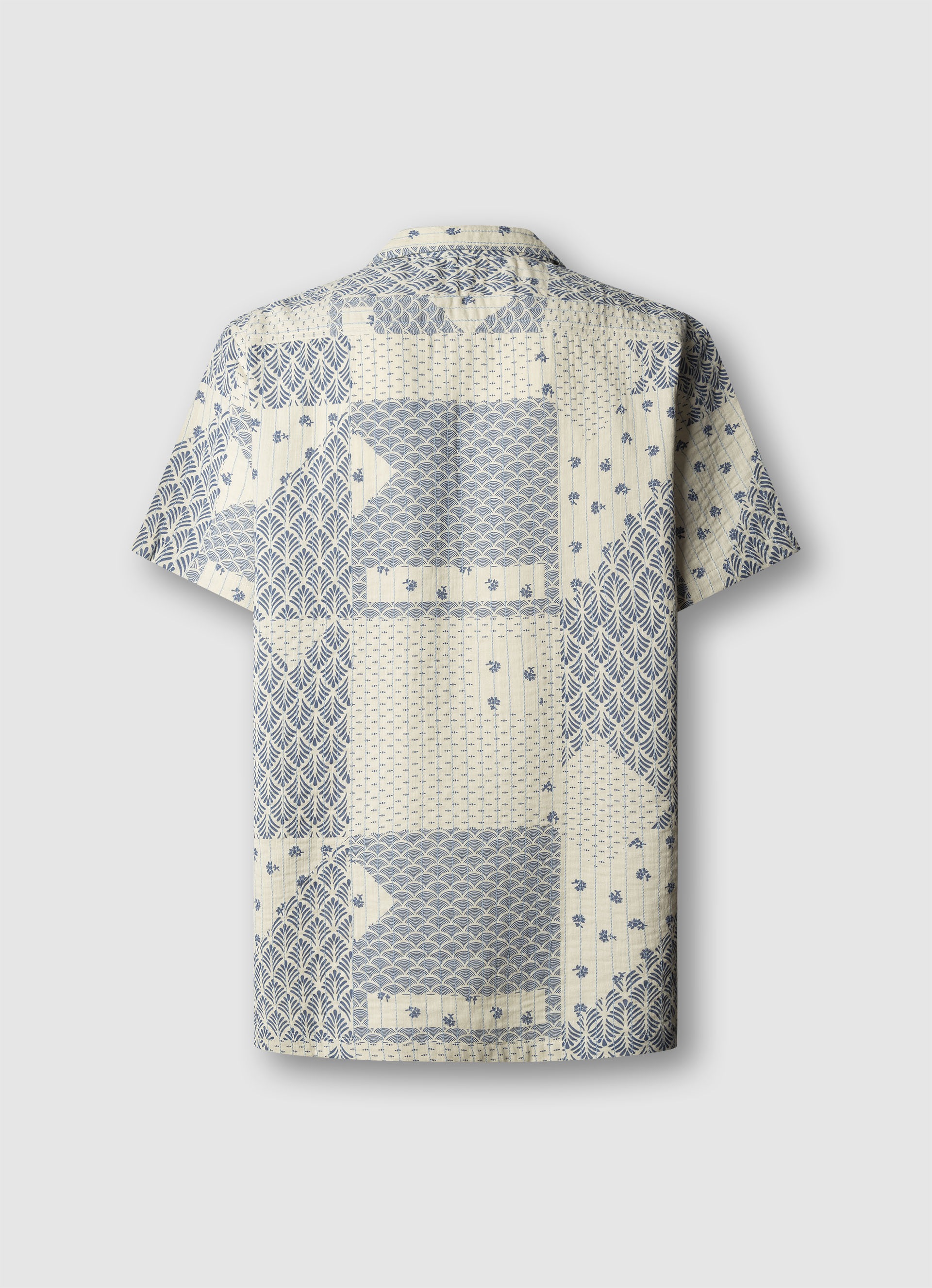 Pepe Jeans Kurzarmhemd "PISARROT" mit dekorativen Nähten, gemustert günstig online kaufen