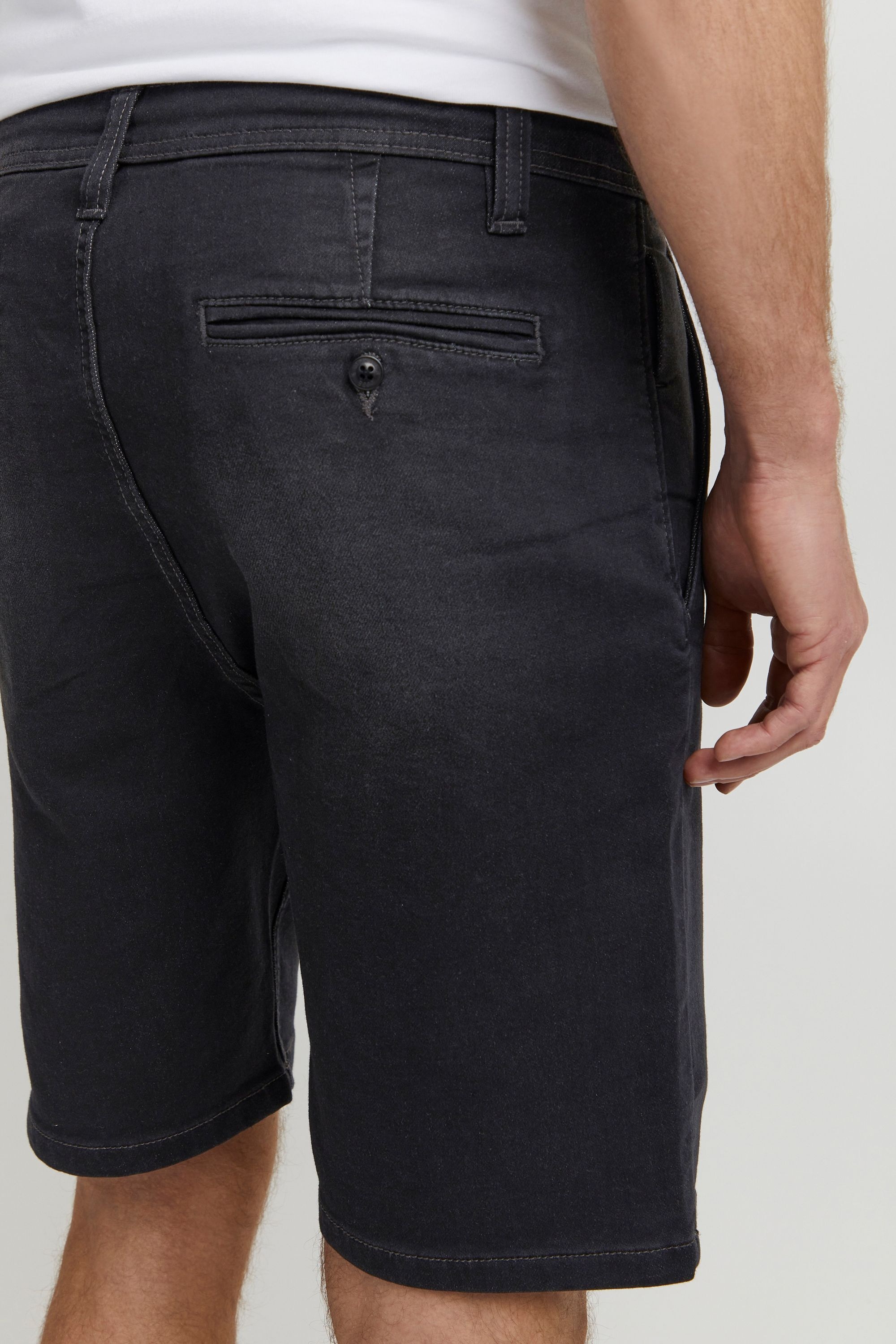 Indicode Jeansshorts »Jeansshorts IDGodo«