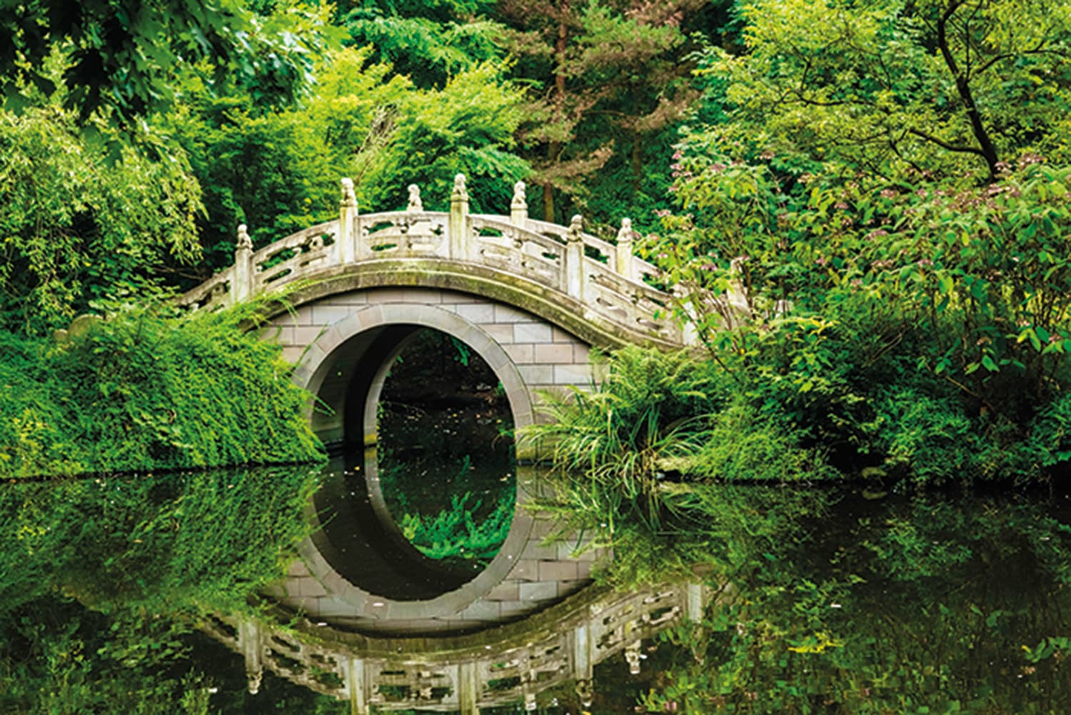 Papermoon Fototapete "Japanese Garden" glatt