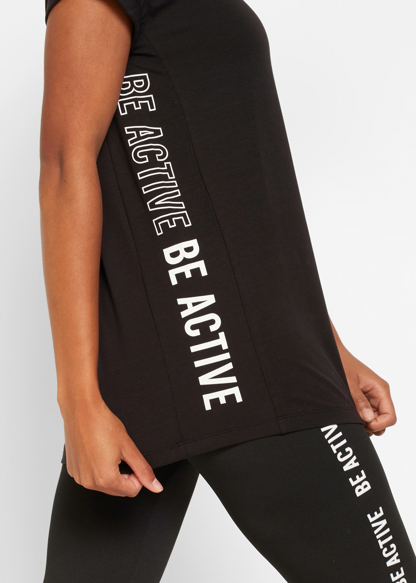 bonprix T-Shirt mit seitlichem Print