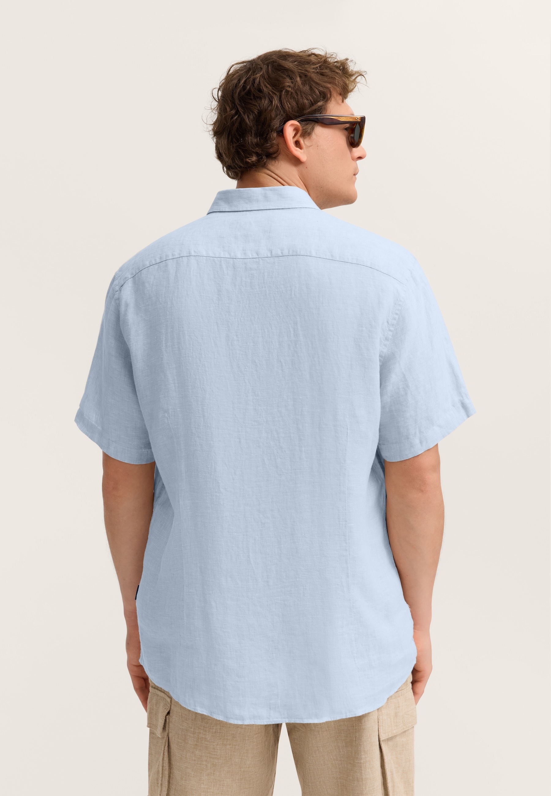 bugatti Kurzarmhemd Modern Fit aus Leinen mit Button-Down-Kragen