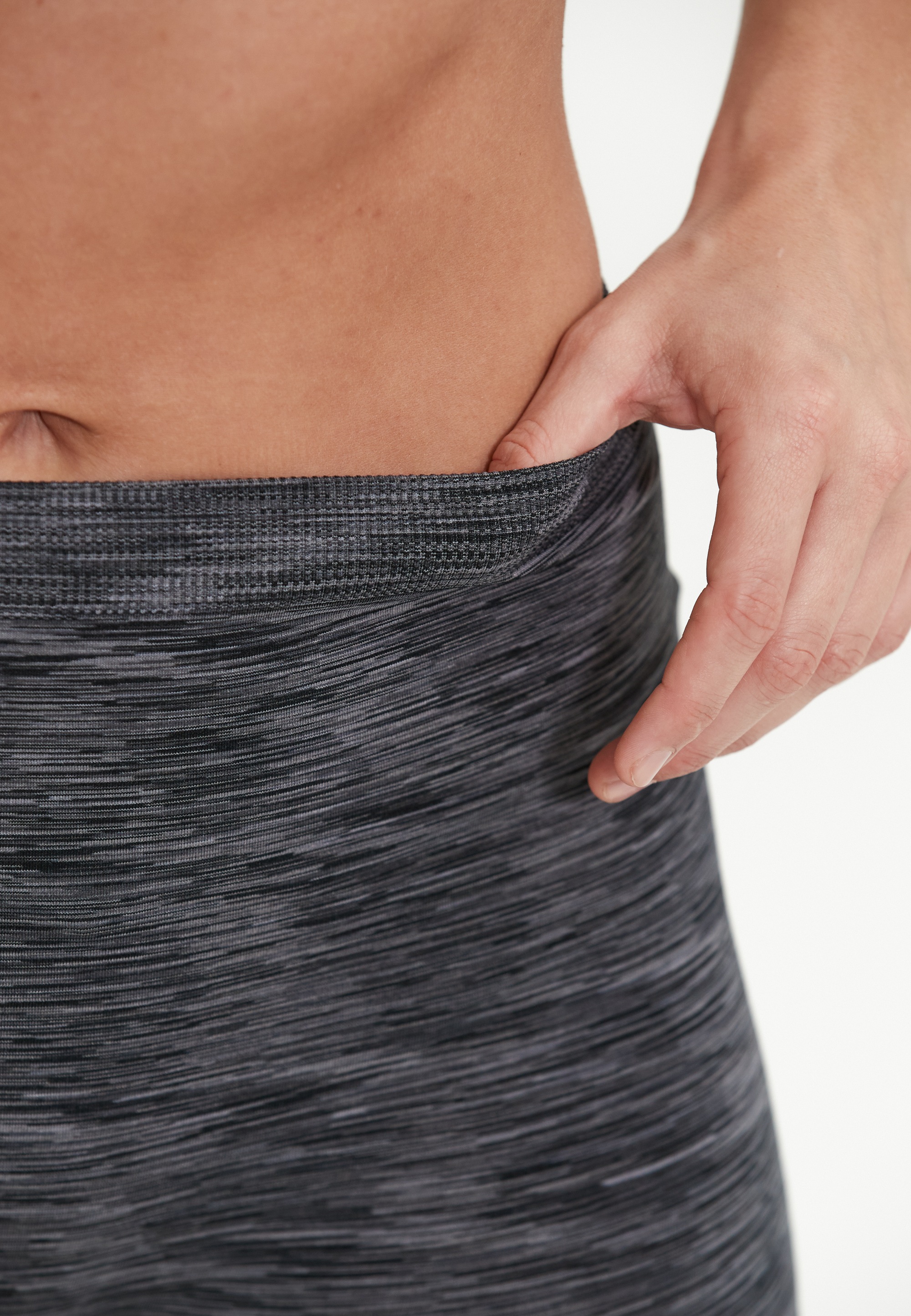 ENDURANCE Trainingstights »Crina«, mit atmungsaktiver Funktion