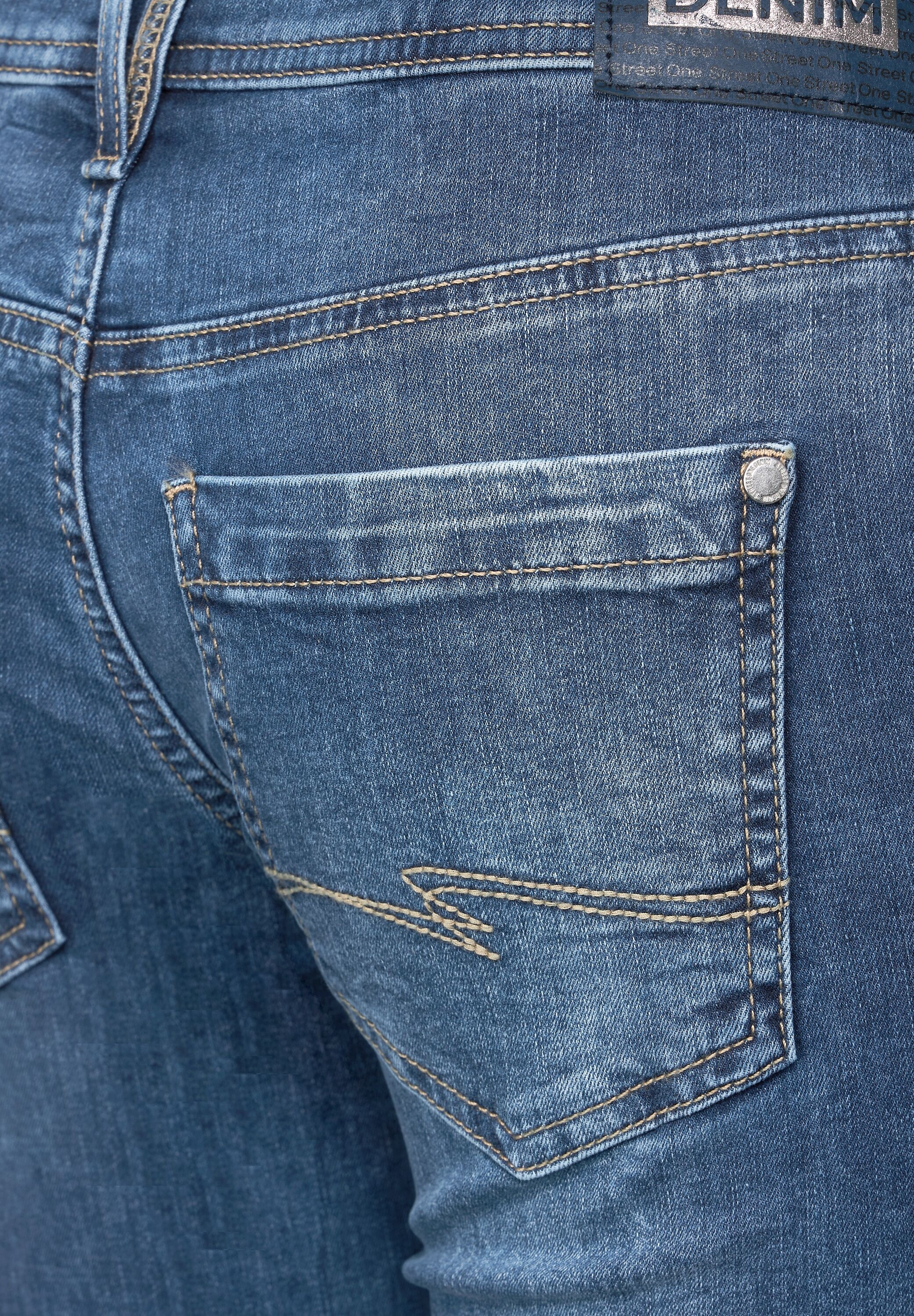 STREET ONE Comfort-fit-Jeans, aus Baumwolle mit Stretchanteil