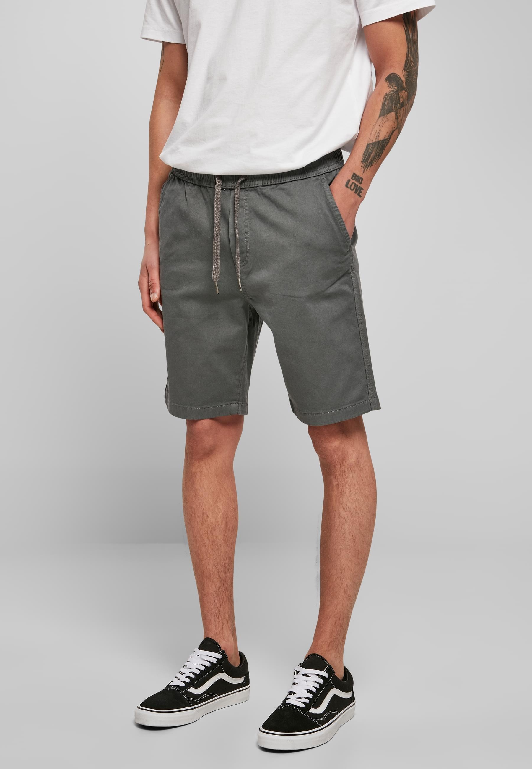 URBAN CLASSICS Stoffhose »Urban Classics Herren Stretch Twill Joggshorts«, (1 tlg.)