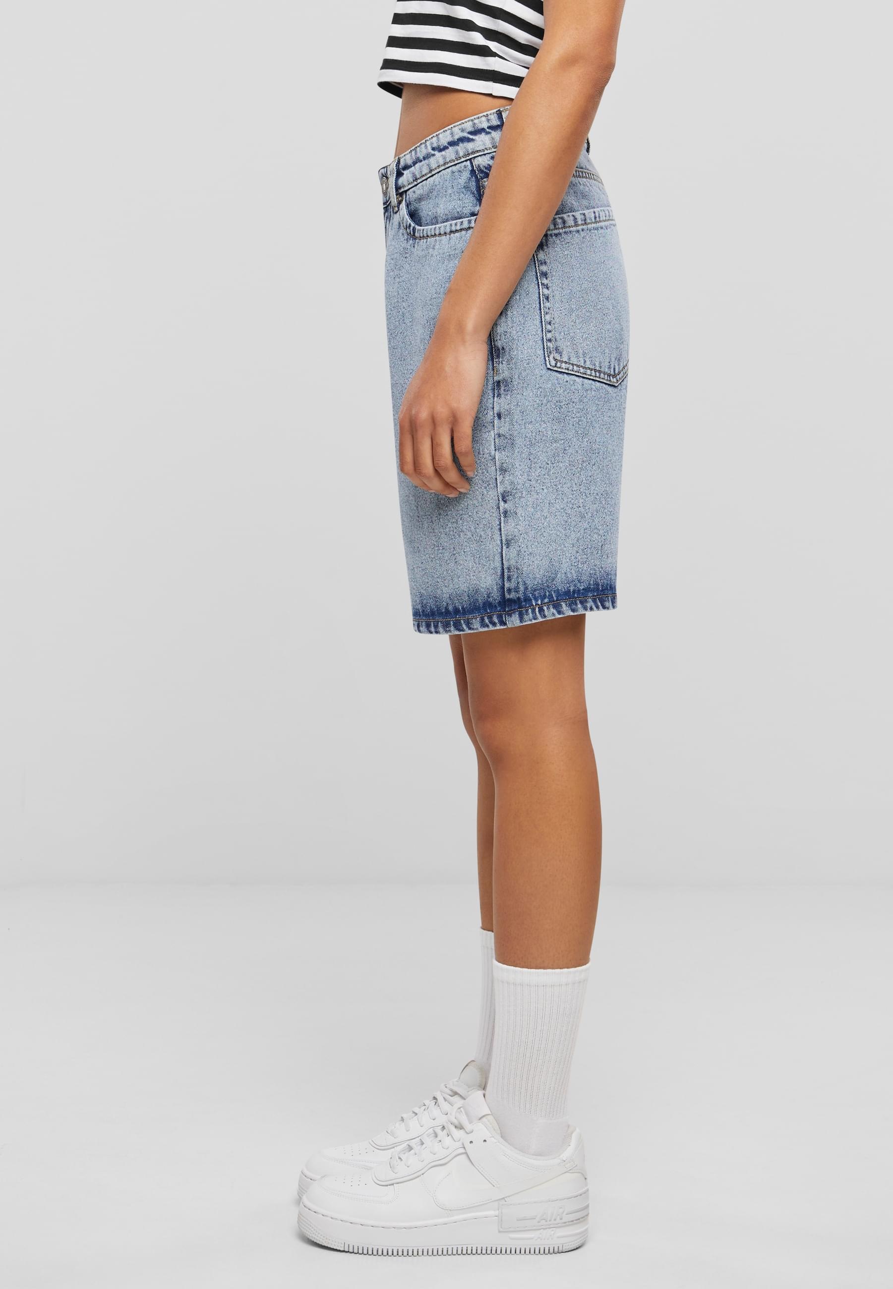 URBAN CLASSICS Shorts »Urban Classics Damen Ladies 90‘s Bermuda«, (1 tlg.)