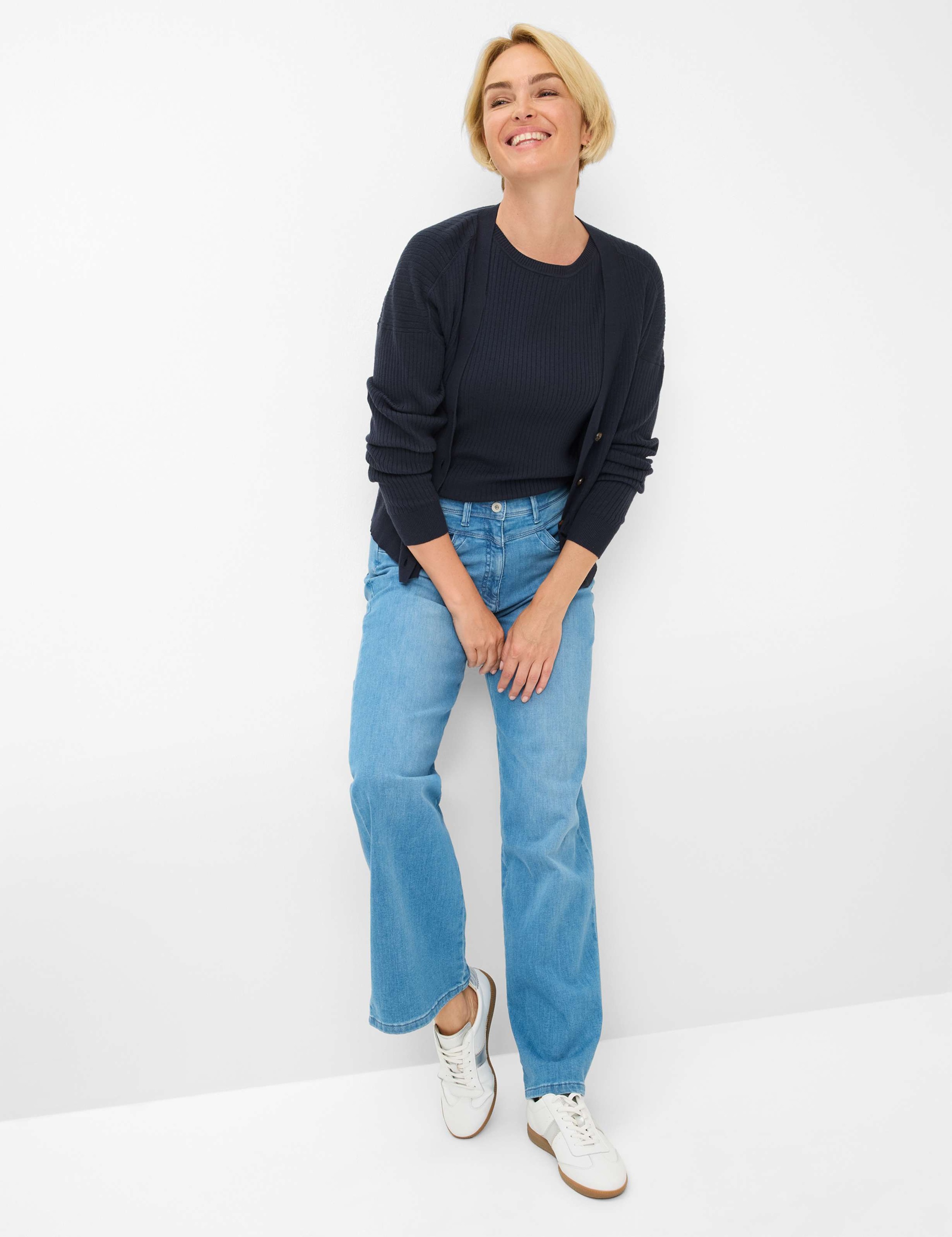 RAPHAELA by BRAX 5-Pocket-Jeans »Style LAURA FLARED«