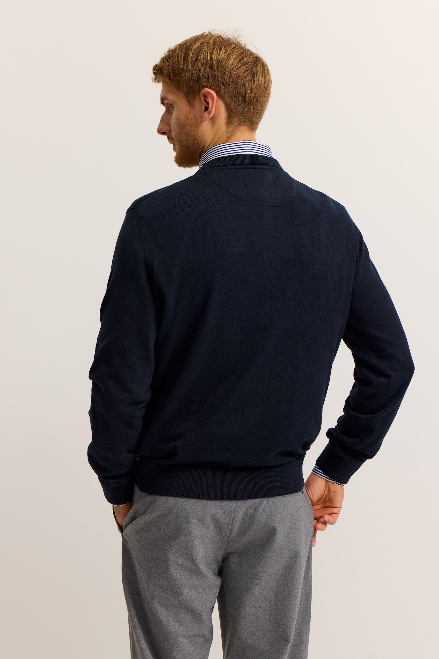 bugatti Rundhalspullover "Regular Fit" Basic Essential aus reiner Baumwolle günstig online kaufen