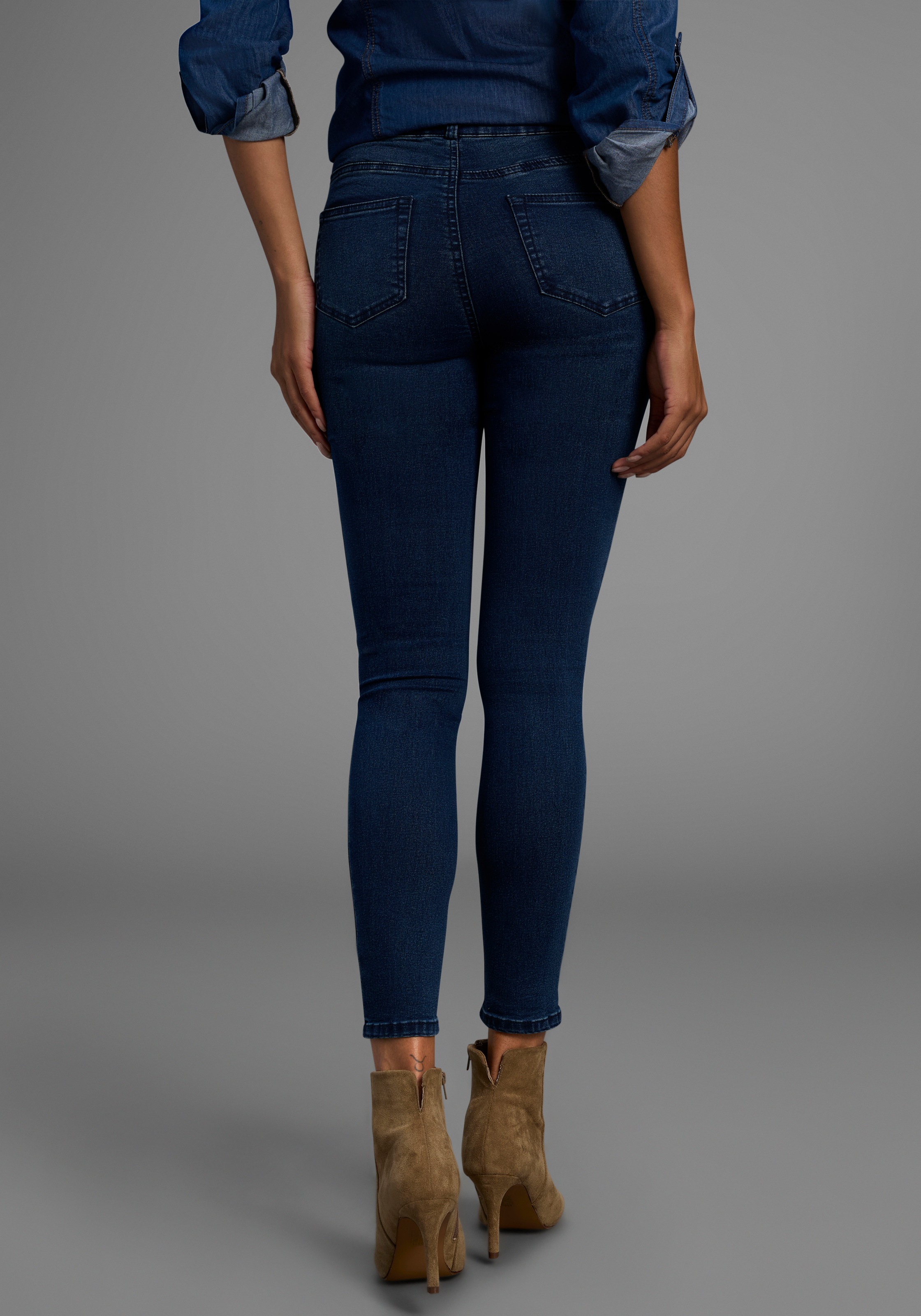 Arizona Skinny-fit-Jeans "Ultra Stretch", extra-eng geschnittene Beinform, günstig online kaufen