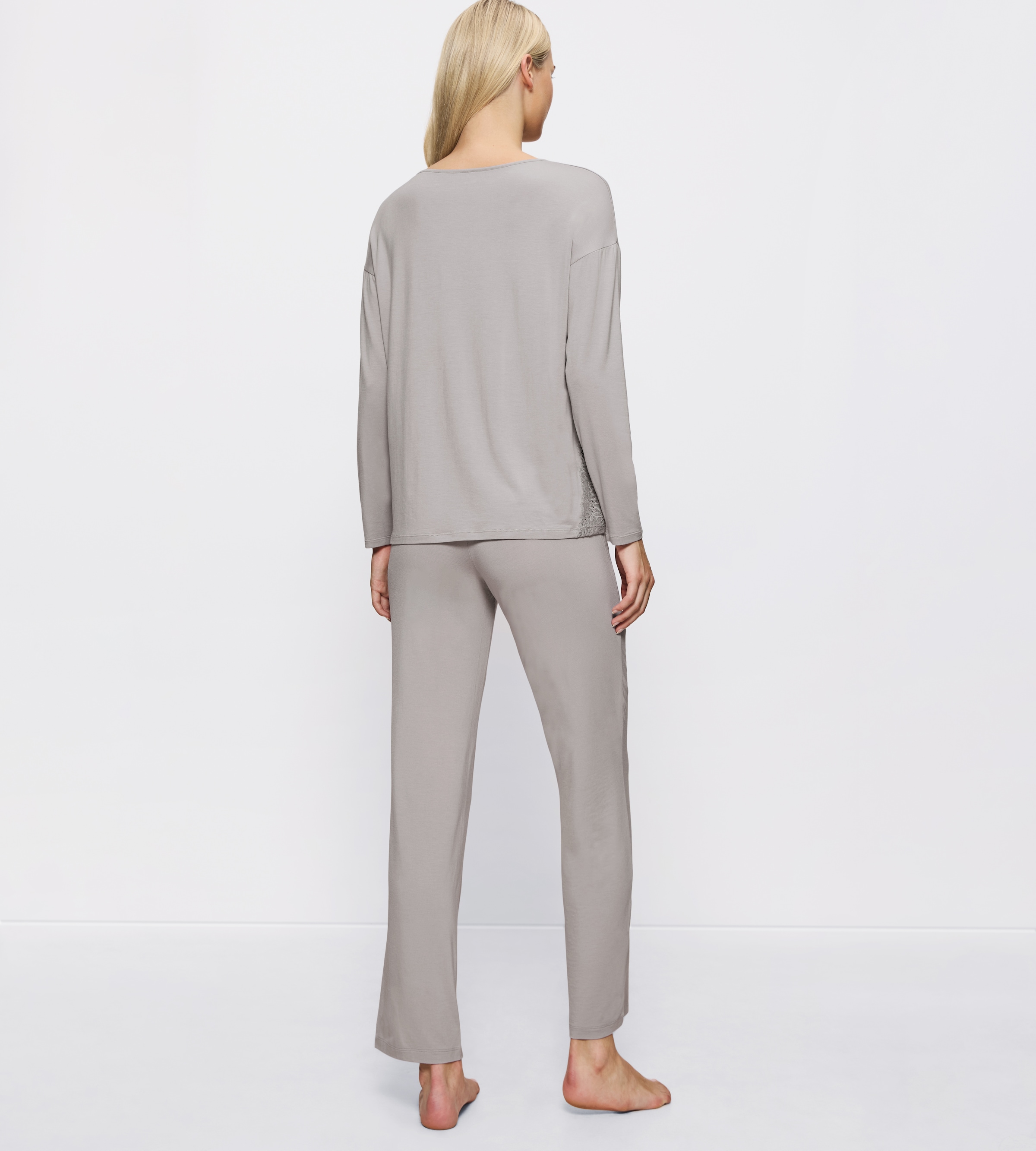 Triumph Pyjama »Timeless Sensuality PK LSL« 2 tlg. atumgsaktiv und weich