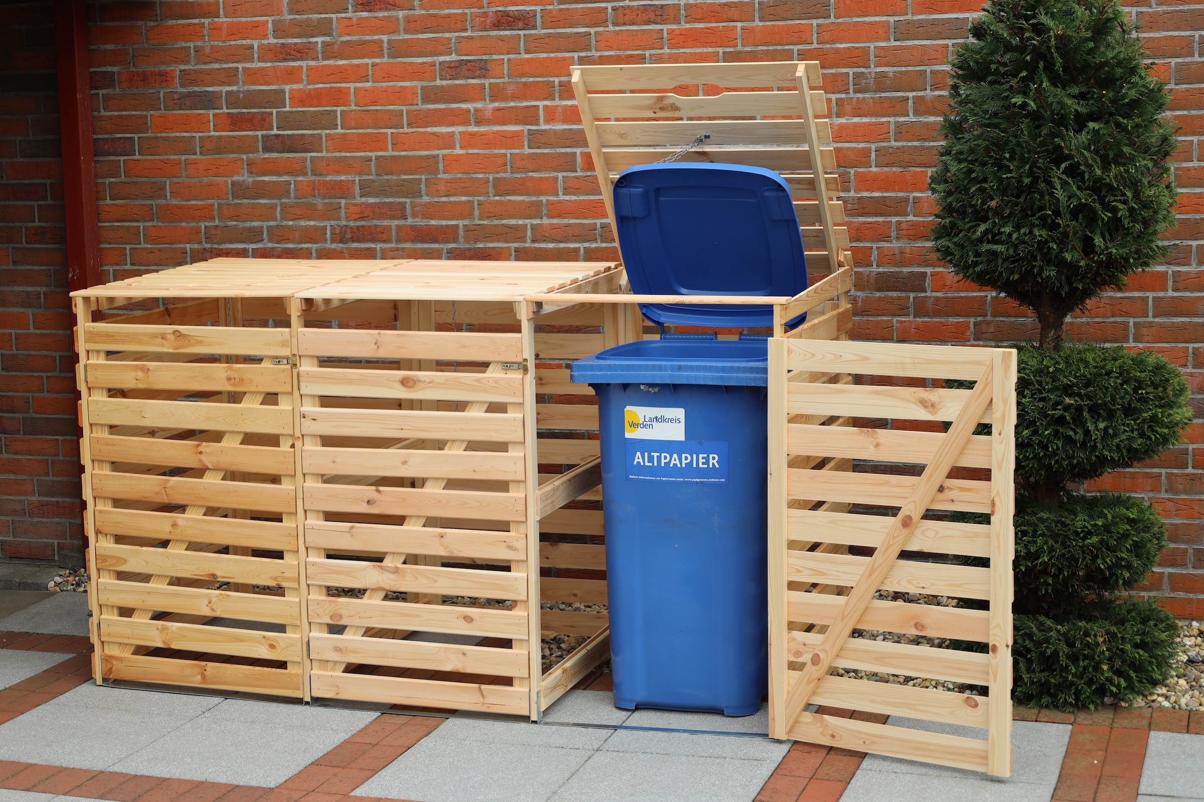 promadino Mülltonnenbox »Vario III«, für 3 Tonnen, robust aus zertifiziertem Kiefernholz
