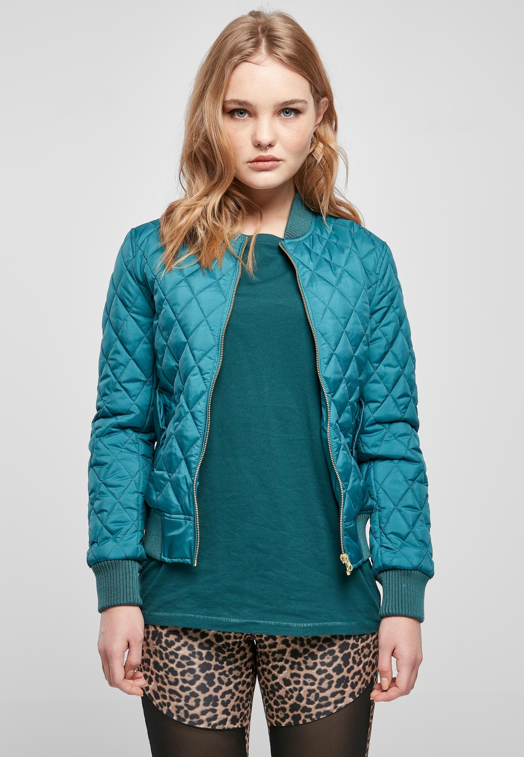 URBAN CLASSICS Allwetterjacke »Urban Classics Damen Ladies Diamond Quilt Nylon Jacket«, (1 St.), ohne Kapuze