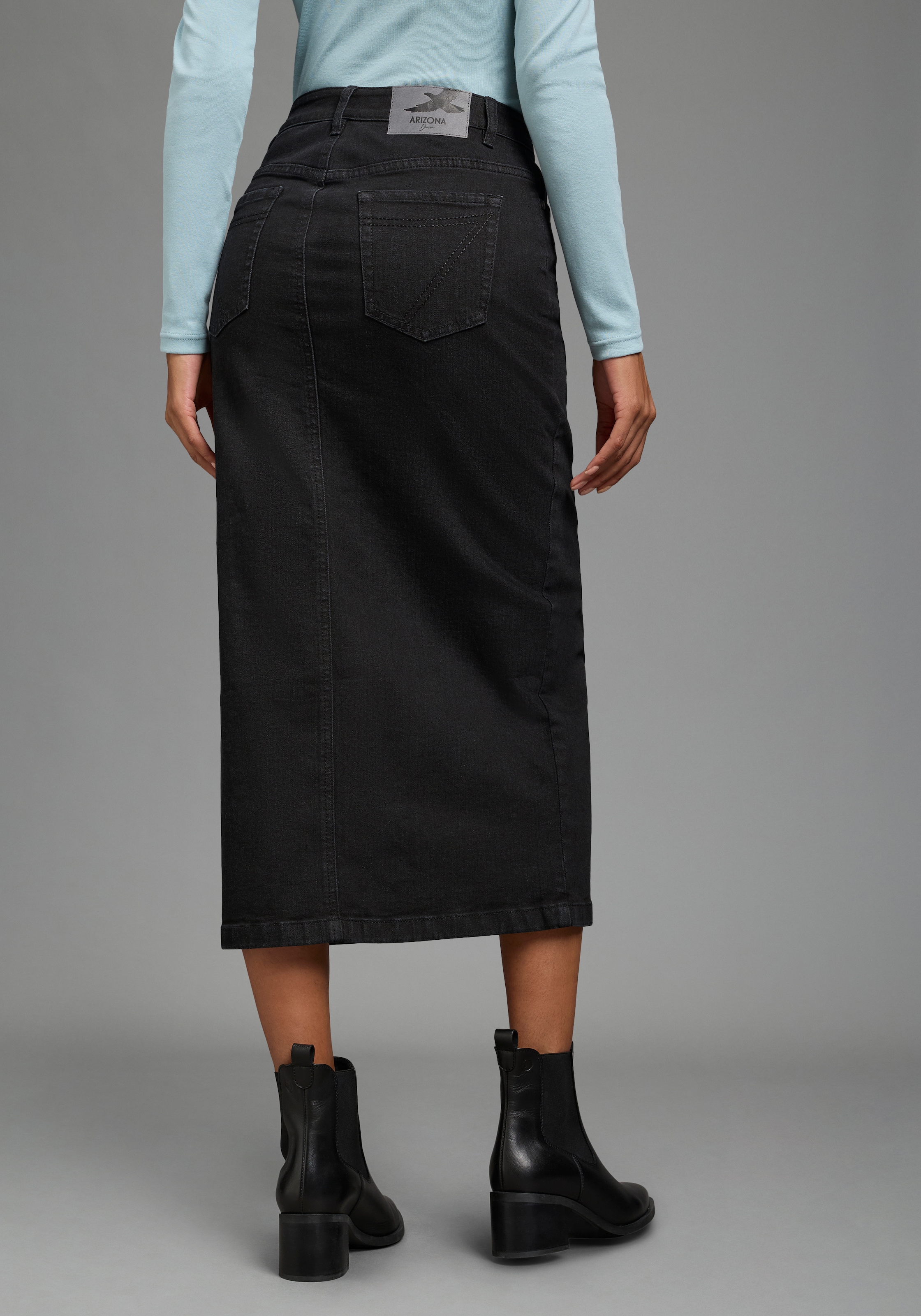 Arizona Jeansrock »lang« wadenlang, mit Schlitz, figurbetonte Passform, aus elastischem Denim