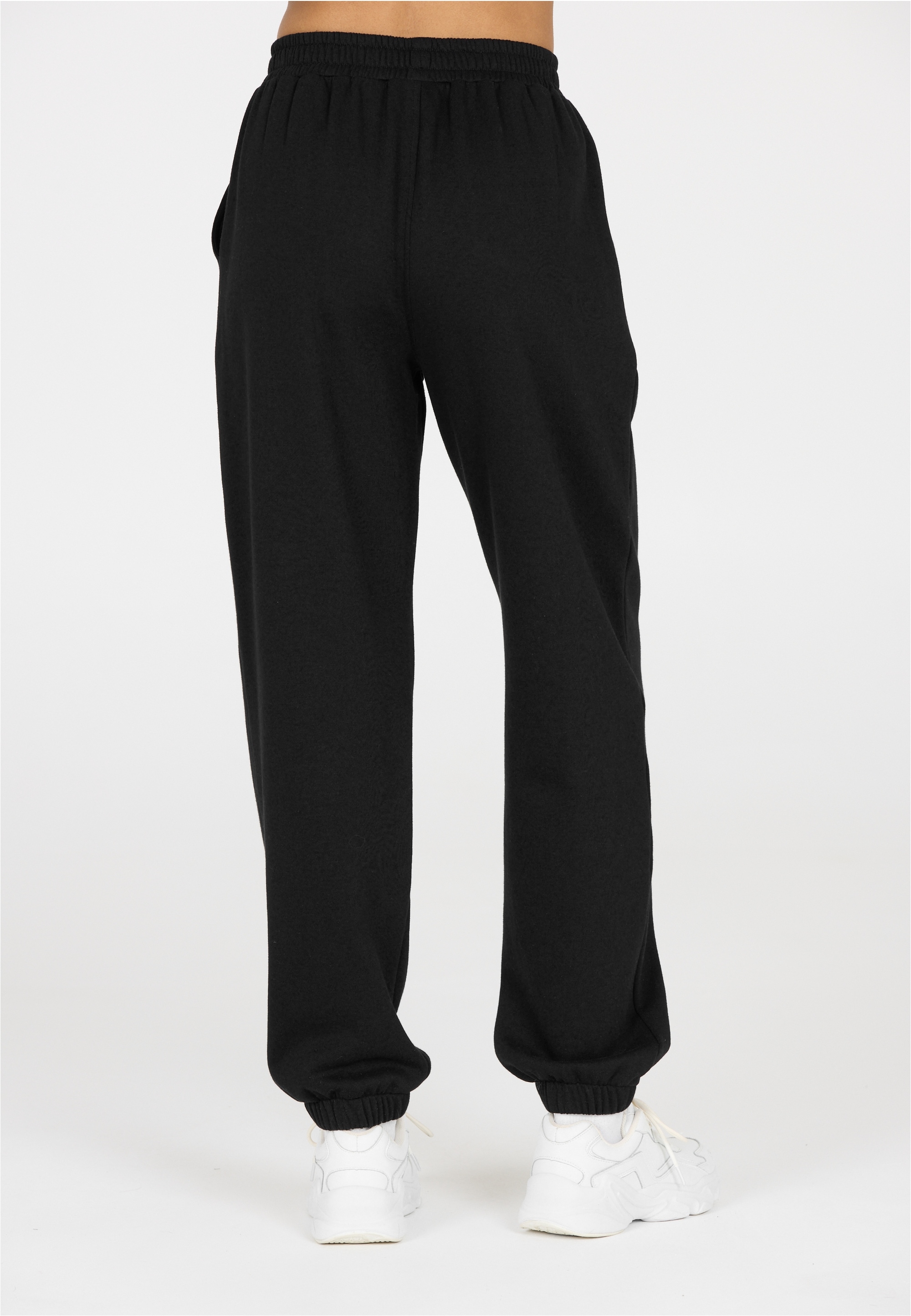 ATHLECIA Sweathose »Carmen«, Mit weichem und atmungsaktivem Tragekomfort