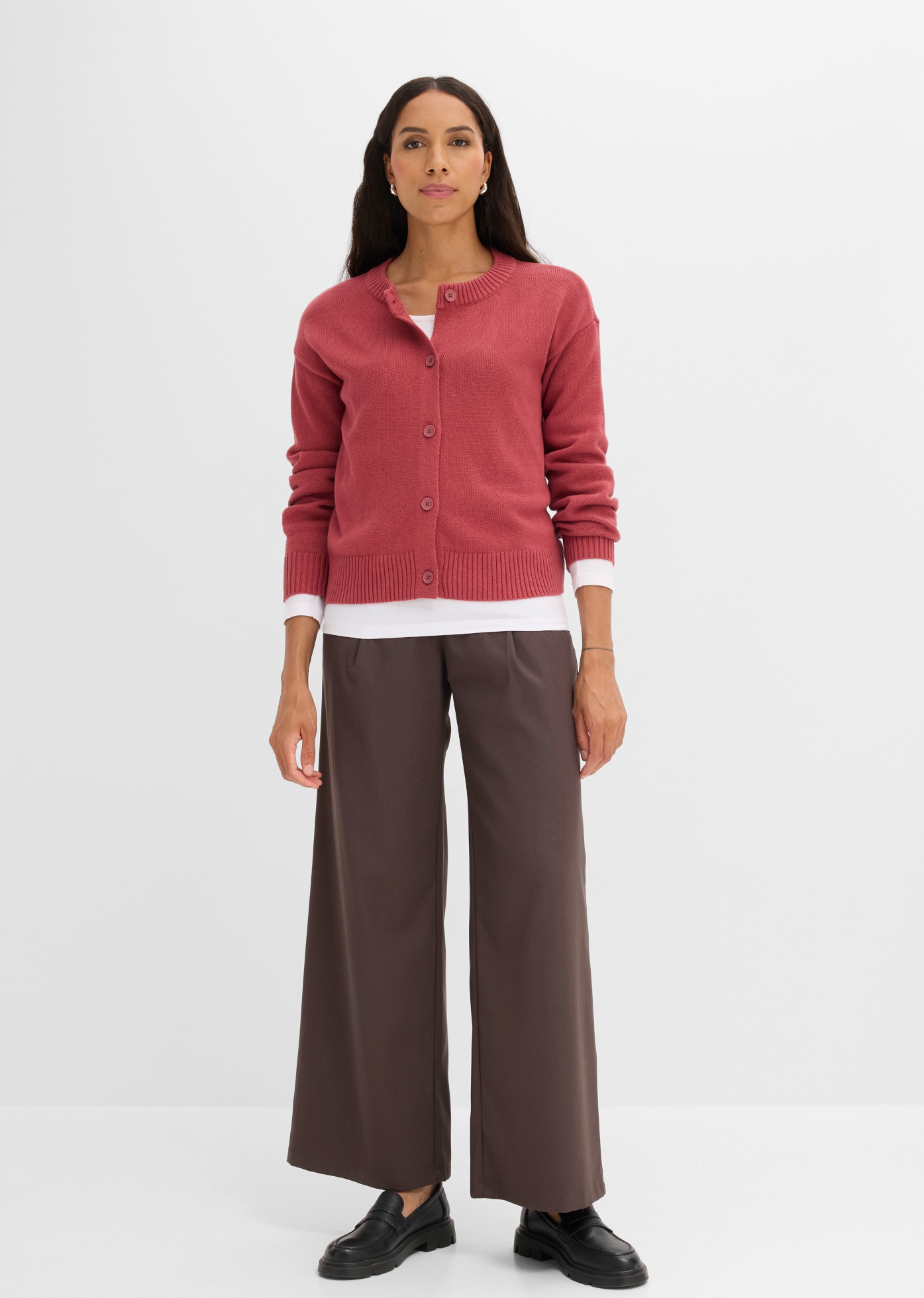 bonprix Strickjacke mit Knopfleiste, bequeme Passform, im Casual-Stil