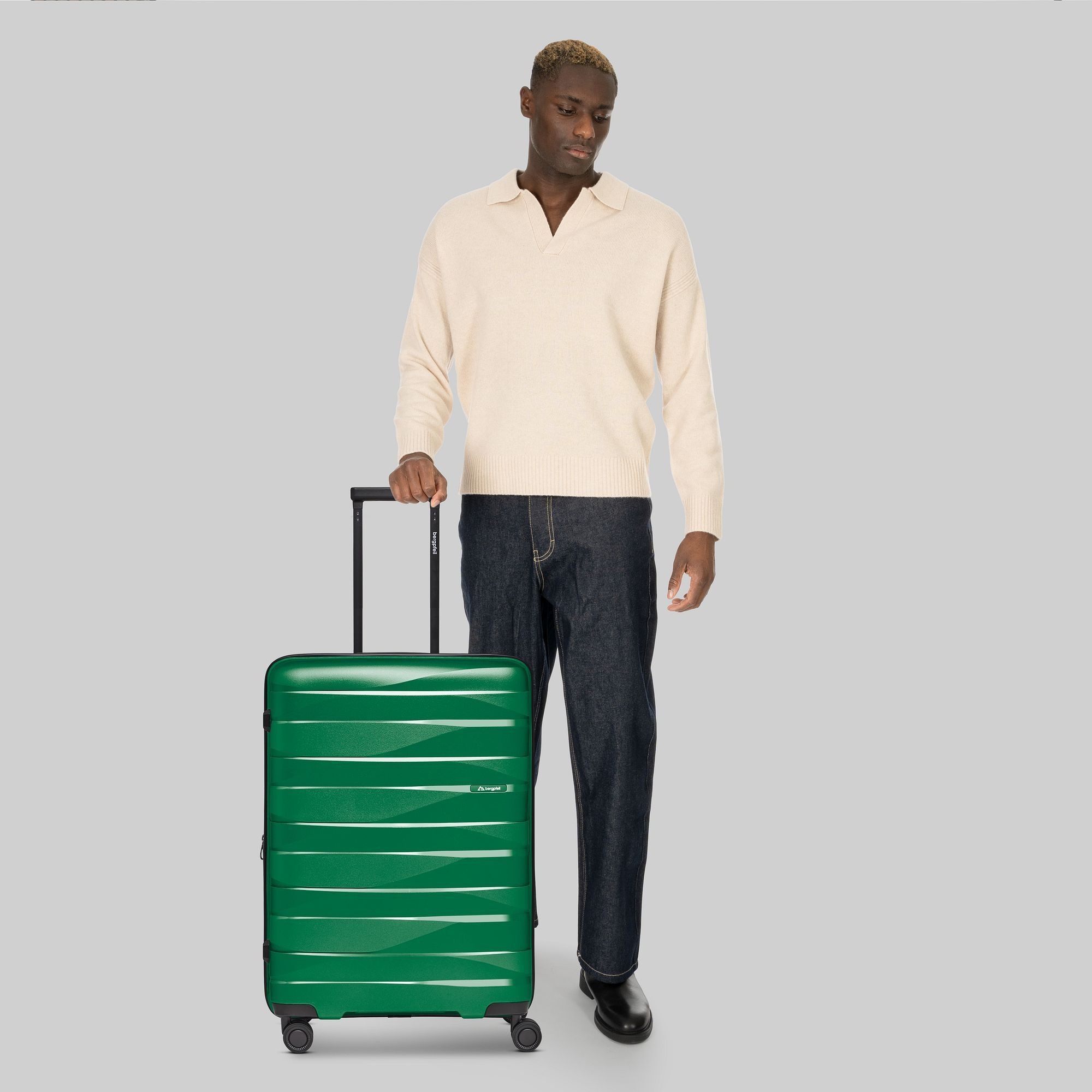 Bergpfeil Trolley »Travel 4-Rollen Trolley M 66 cm mit Dehnfalte« 72 l