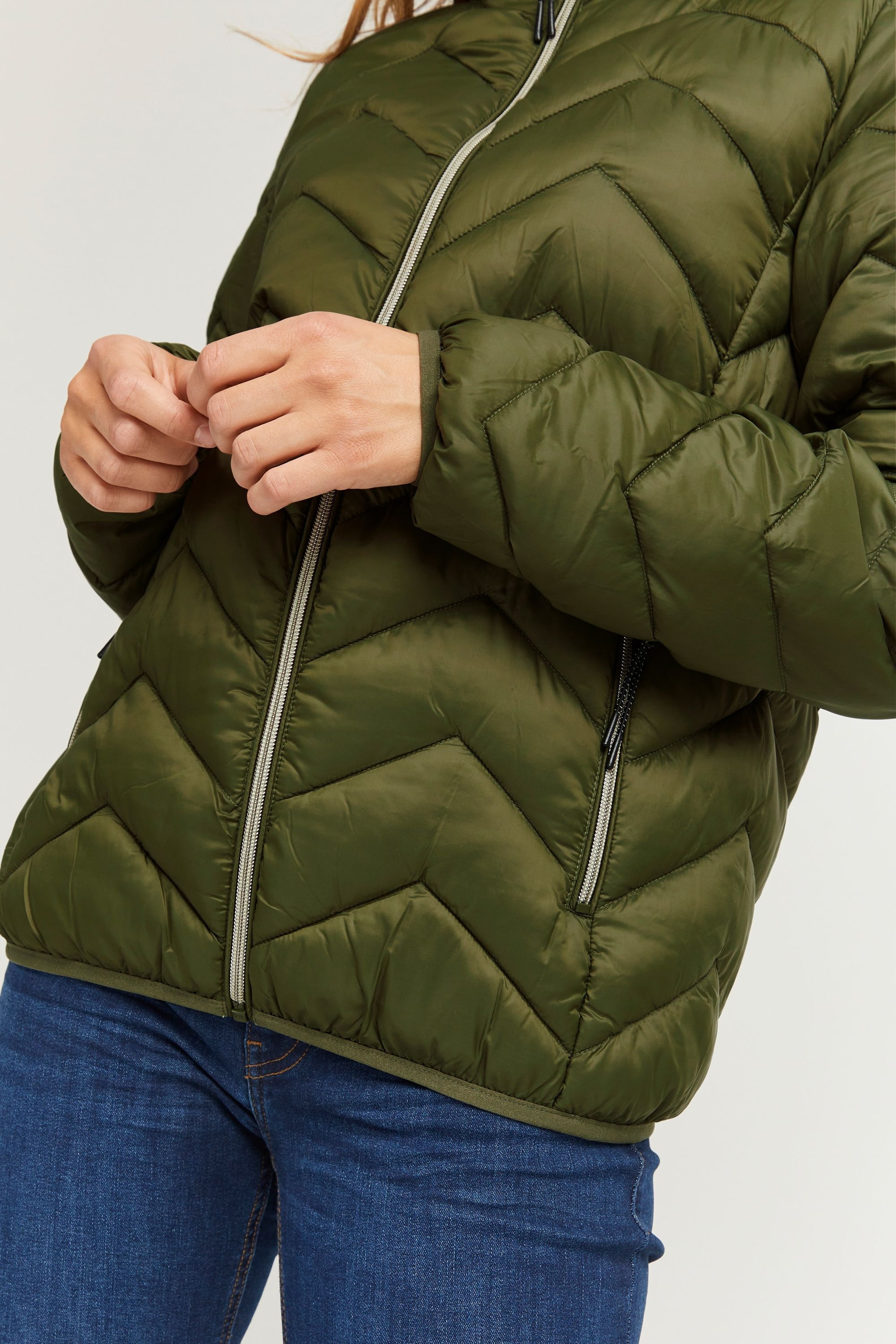 fransa Steppjacke »Steppjacke FRPadma«, mit Kapuze