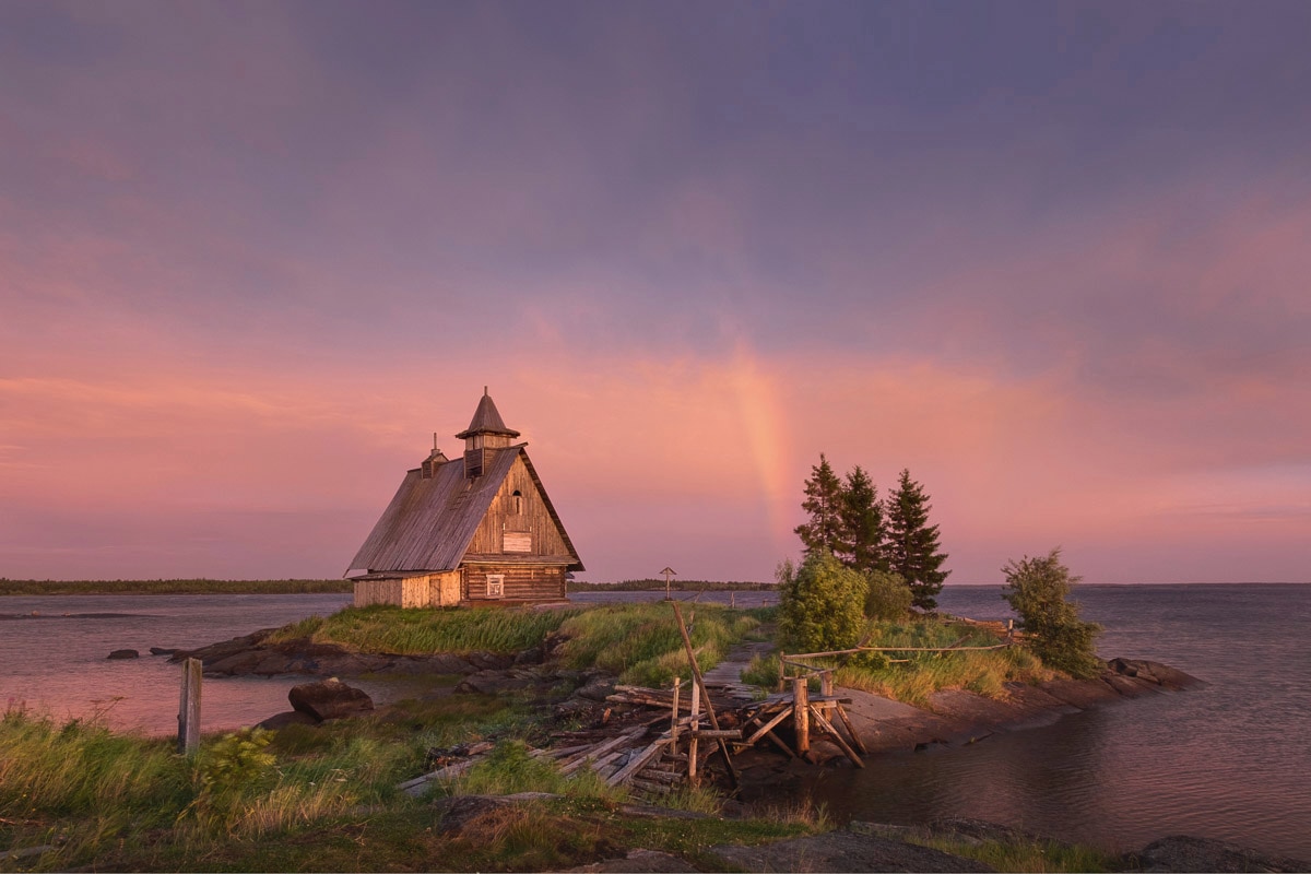 Papermoon Fototapete "Insel mit Haus"
