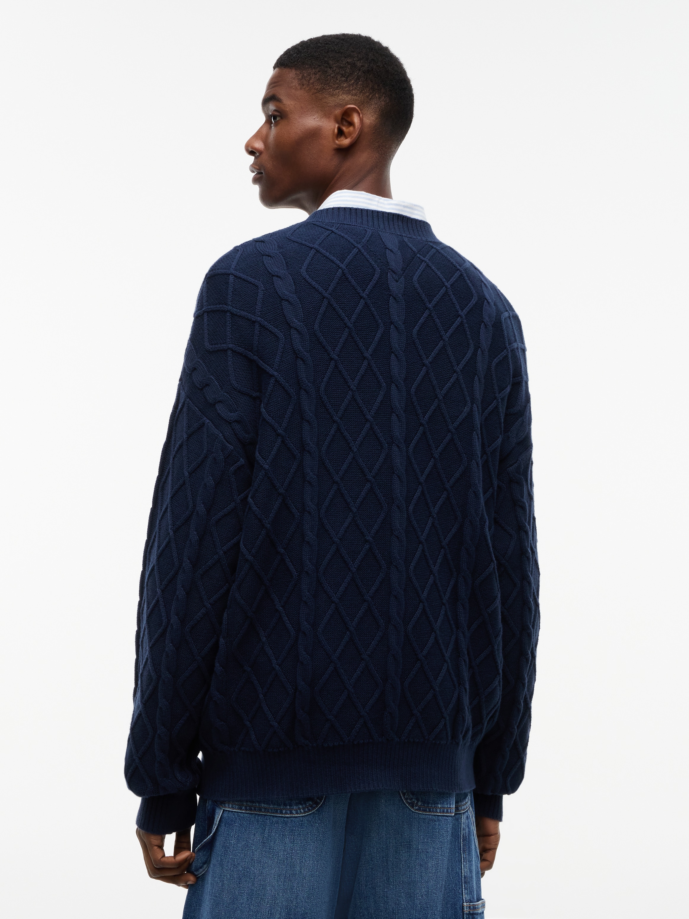 Tommy Jeans Rundhalspullover »TJM RELAXED FLAG CABLE SWEATER« mit Rauten- und Zopfmuster