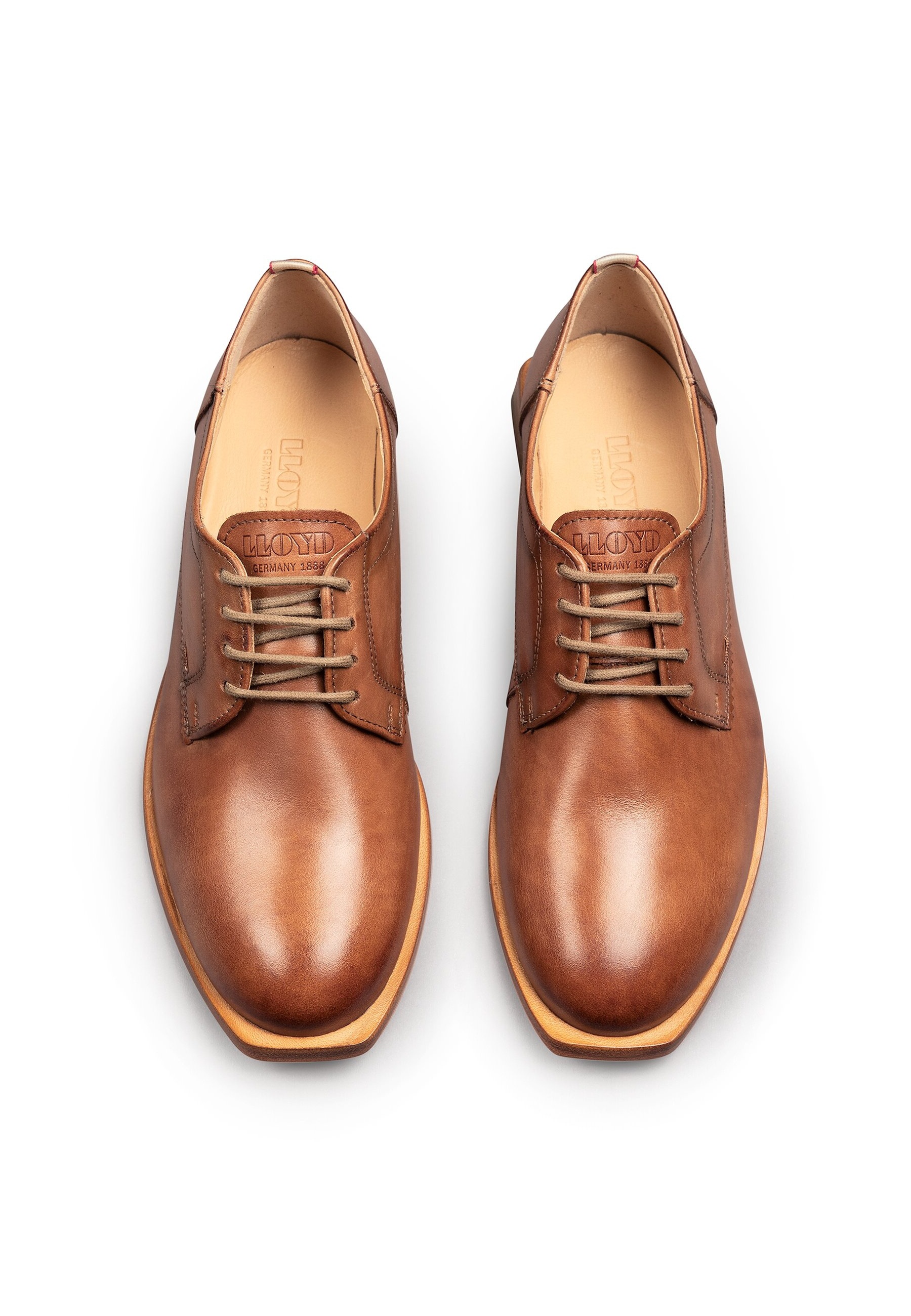 Lloyd Schnürschuh »Klassischer Schnürhalbschuh«  mit modernem Design
