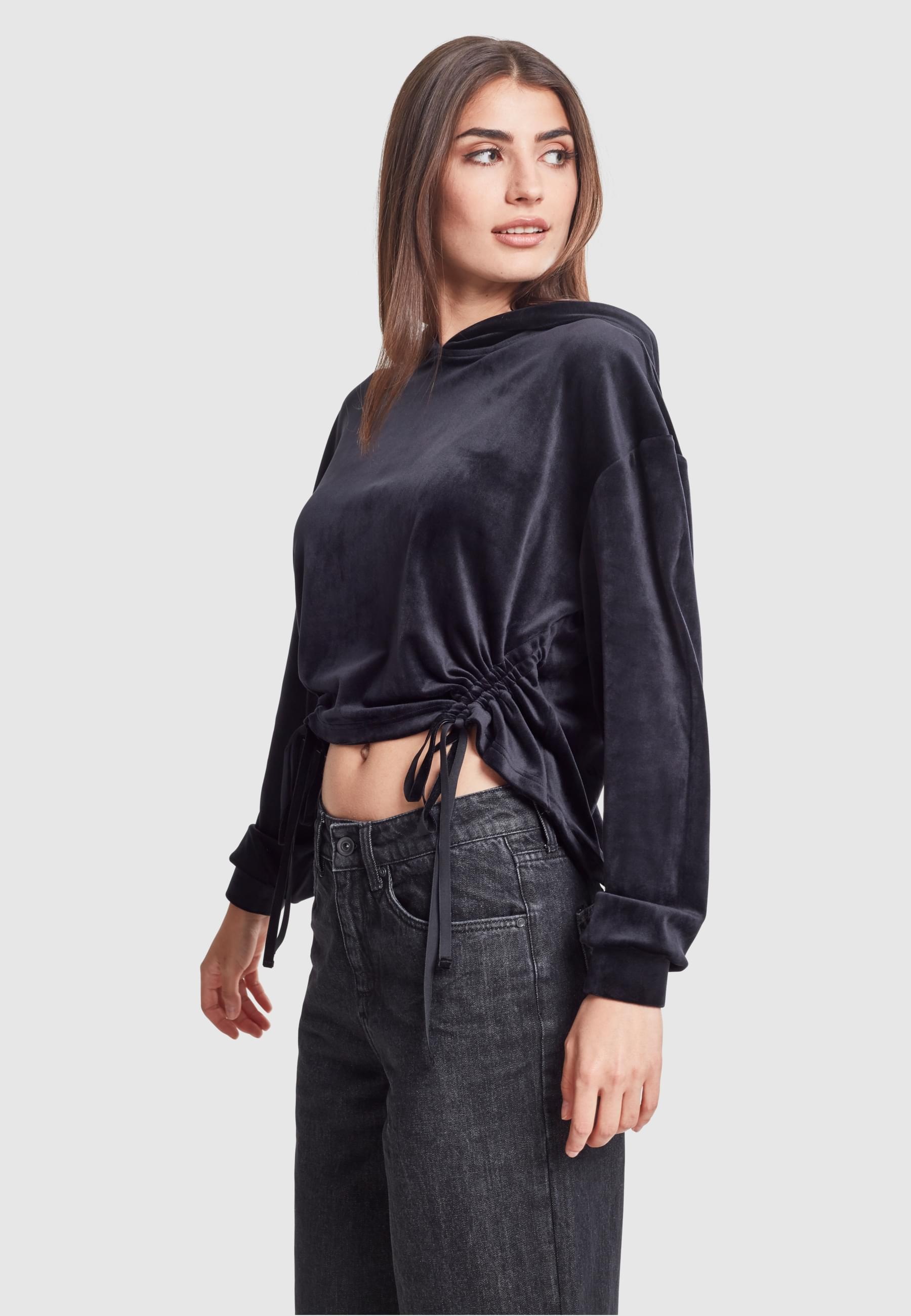 URBAN CLASSICS Rundhalspullover »Urban Classics Damen Ladies Short Velvet Gathered Hoody«, (1 tlg.)