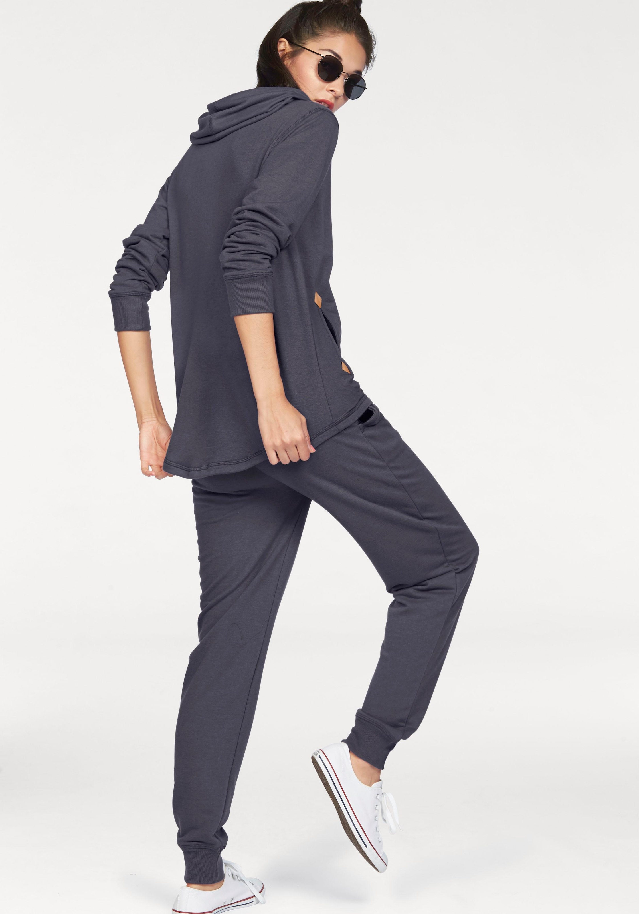 Sportswear Lederimitat-Details 2 tlg.) Ocean mit Jogginganzug »Essentials (Set Joggingsuit«