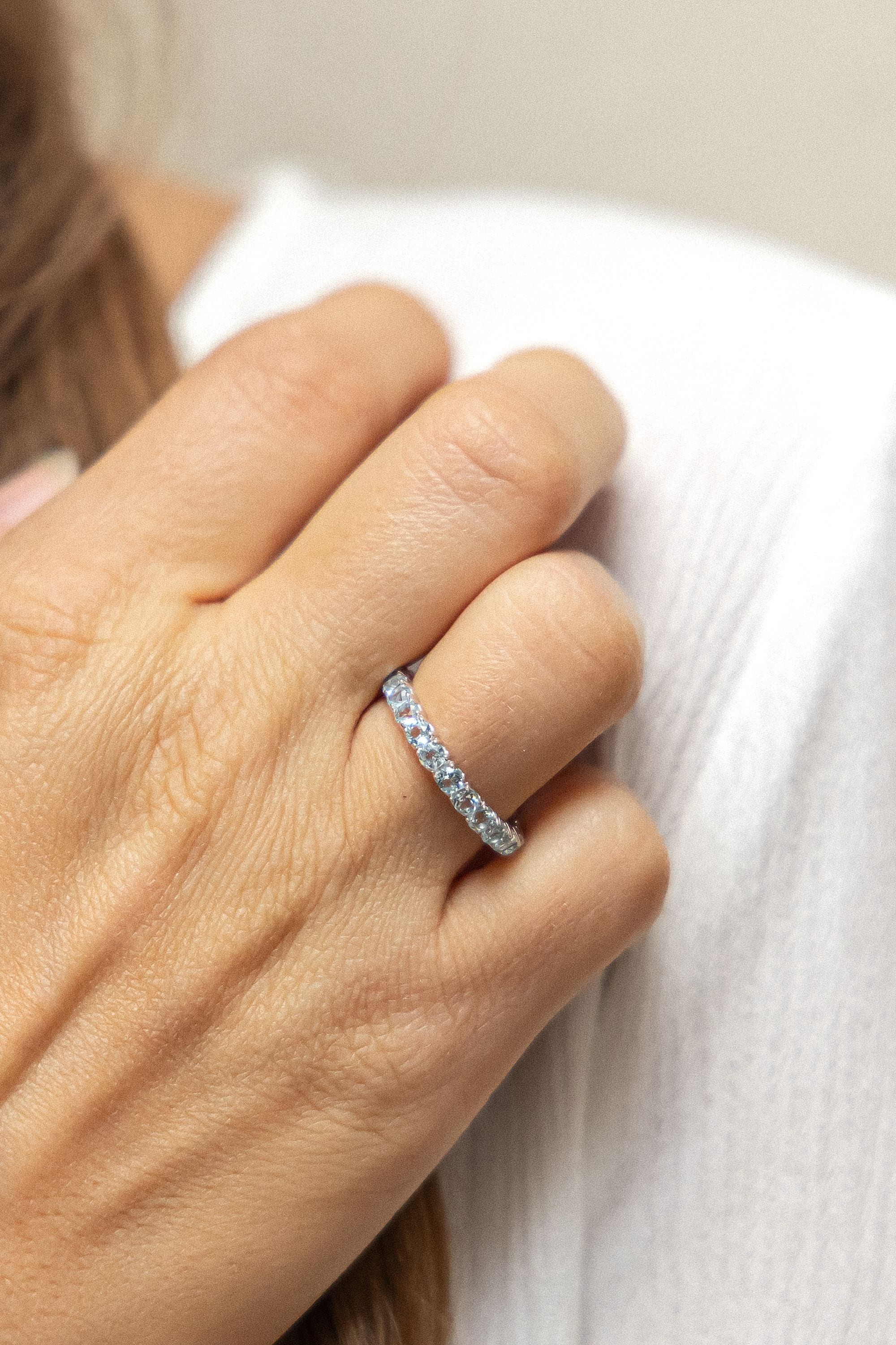 Zeeme Fingerring »Silber 925 rhodiniert mit 24x Blautopas (beh.)«
