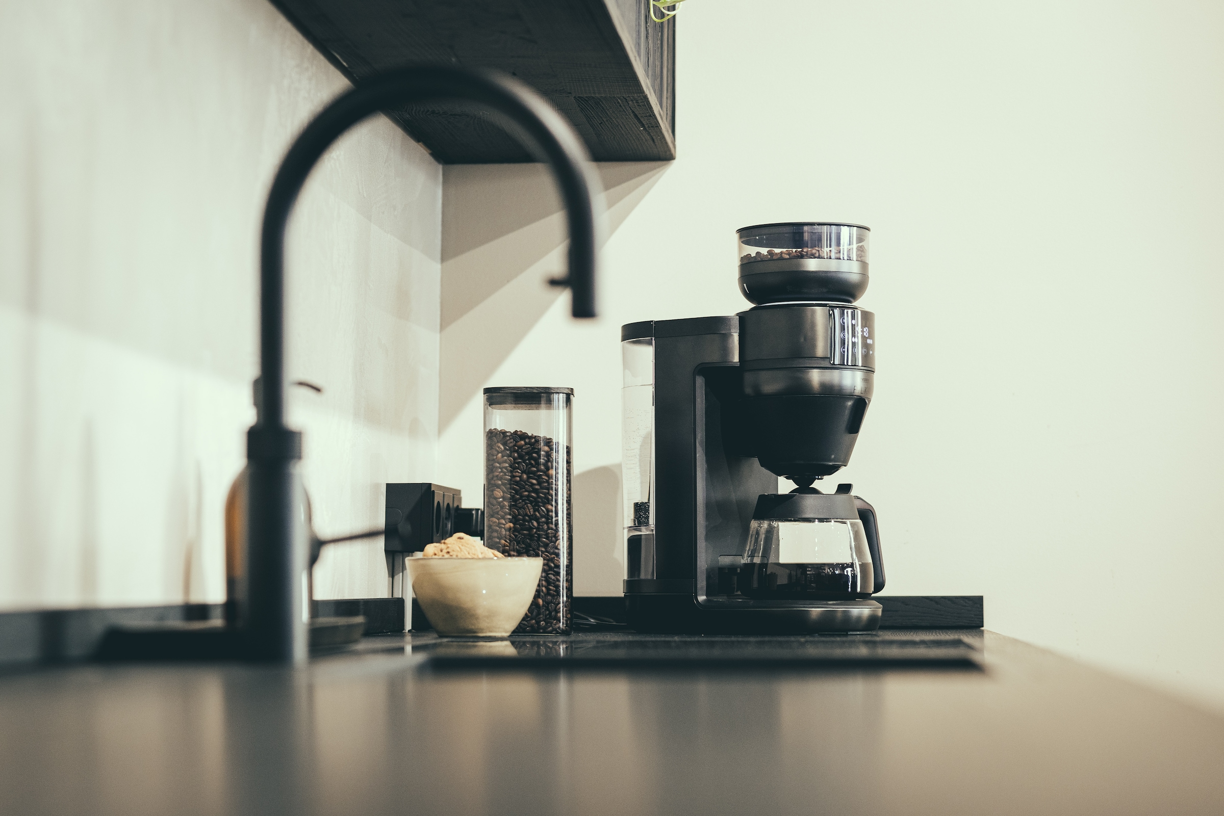 Severin Kaffeemaschine mit Mahlwerk »KA 4854 Filterkaffee-Vollautomat FILKA 2.0 Glas«, 1,4 l Kaffeekanne, Papierfilter-Permanentfilter, 1x4