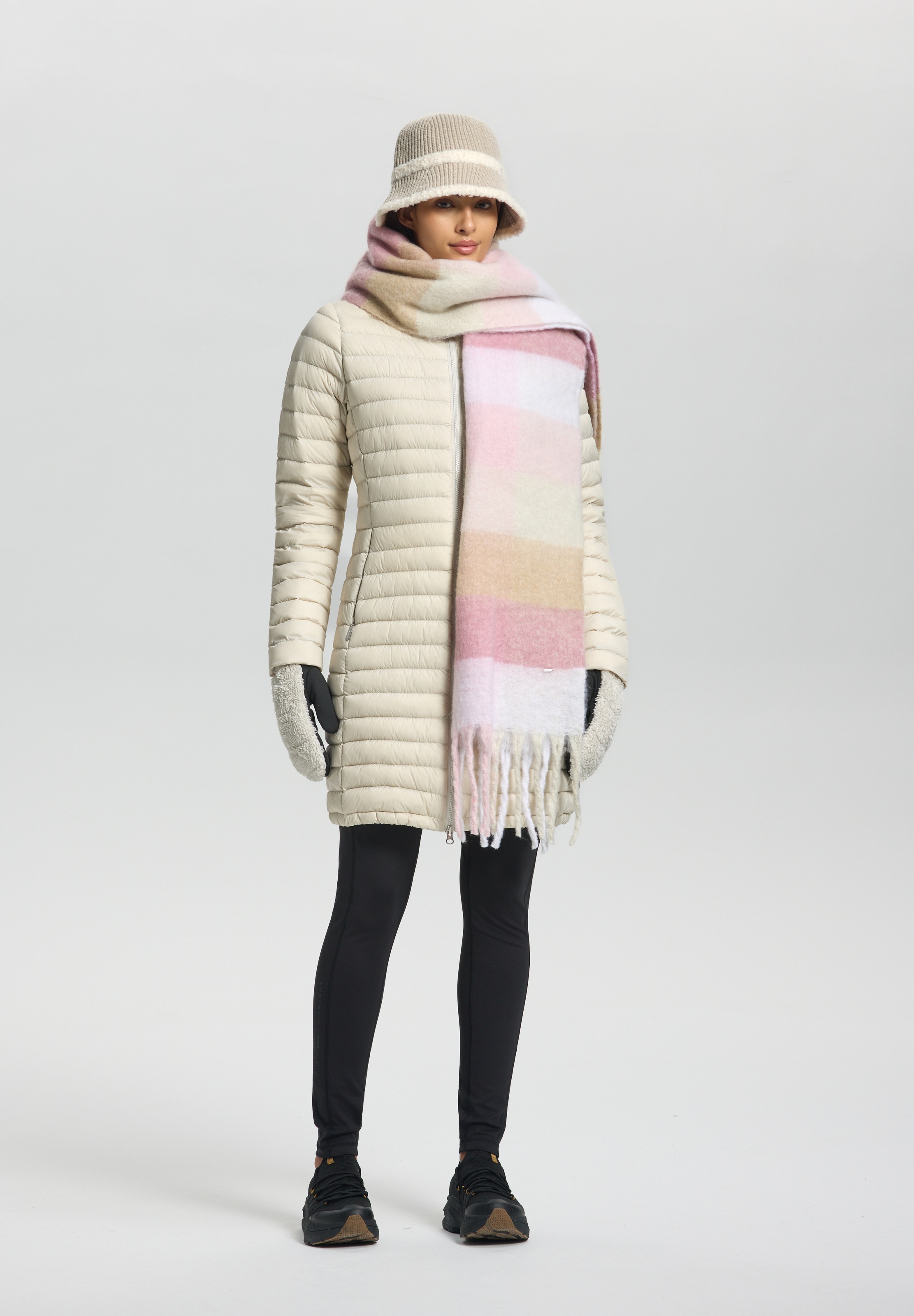 Luhta Schal »LUHTA NAANJOKI« 1 Stk. für Erwachsene, mit sportlichem Stil, mit Logo-Label, mit Fransen