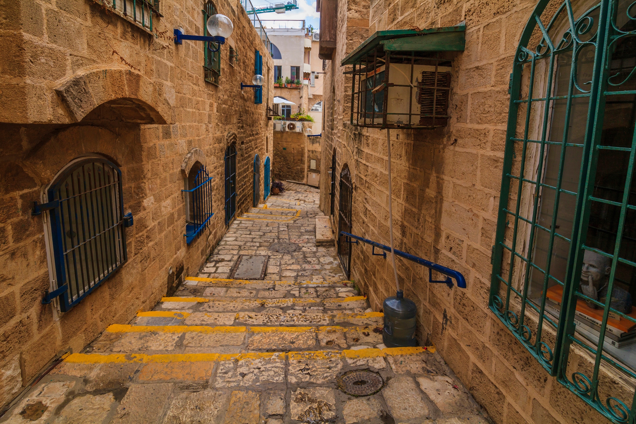 Papermoon Fototapete "Tel Aviv-Jaffa Alte Gasse"