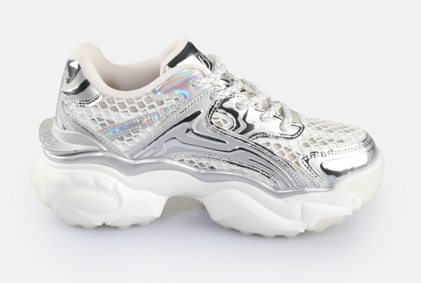 Buffalo Plateausneaker »SCORE TEC«, Ugly Sneaker, Schnürschuh, Freizeitsneaker in cooler Metallic-Optik