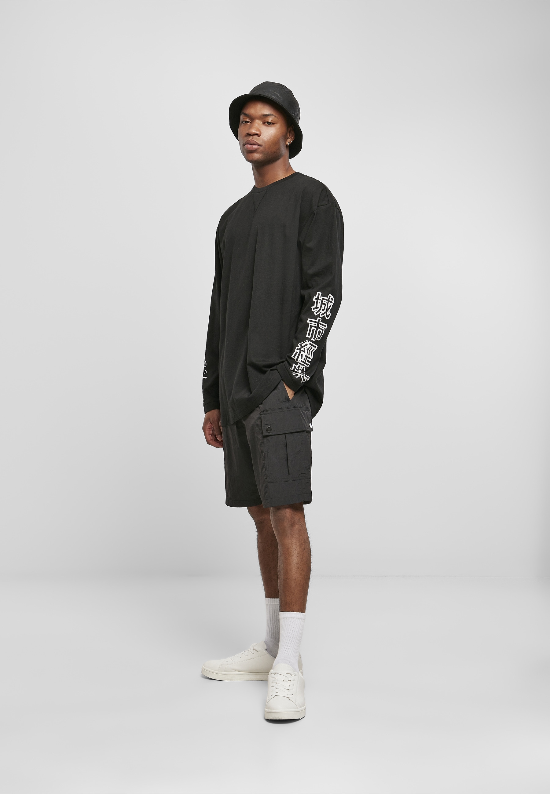 URBAN CLASSICS Cargohose »Urban Classics Herren Nylon Cargo Shorts«