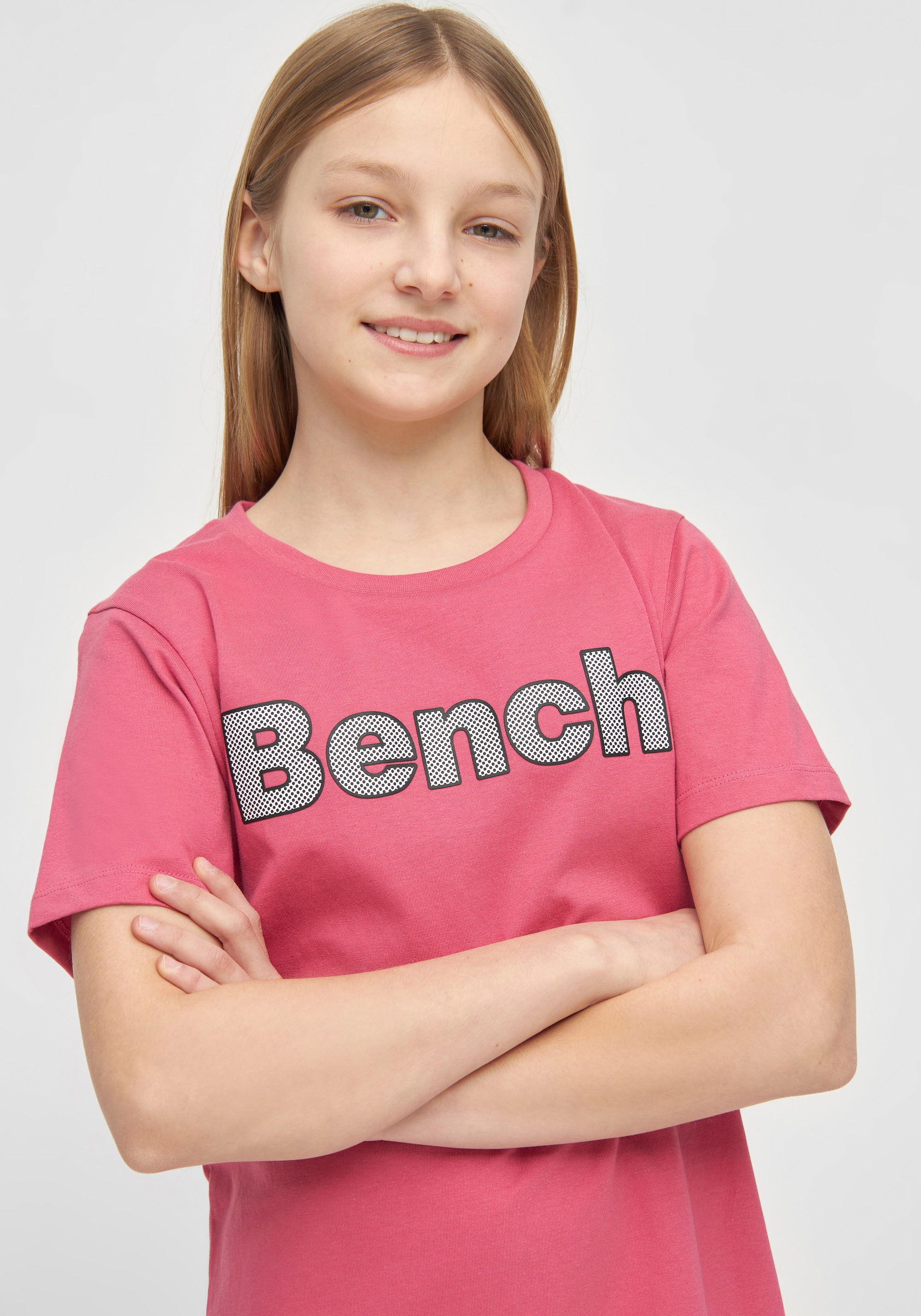 mit »JINAG«, Bench. bestellen Logodruck BAUR T-Shirt |