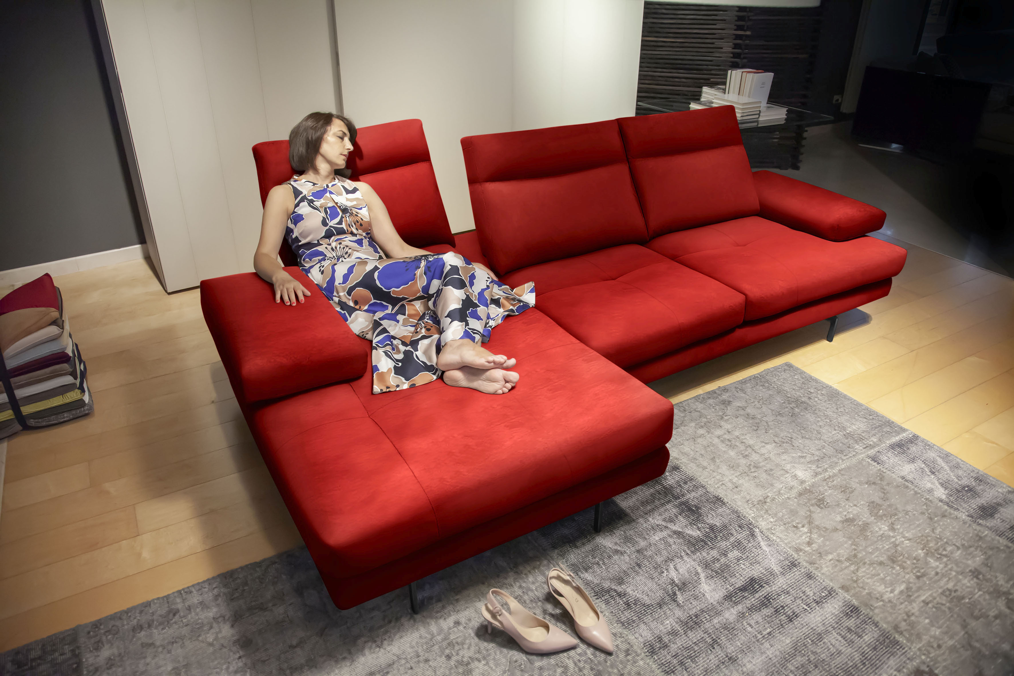 CALIA ITALIA Ecksofa "Toby Wing, B/T: 308/153 cm, Multifunktionssofa, Designsofa, L-Form" inkl. Sitztiefenverstellung und Armlehnfunktion, Füße in schwarz matt