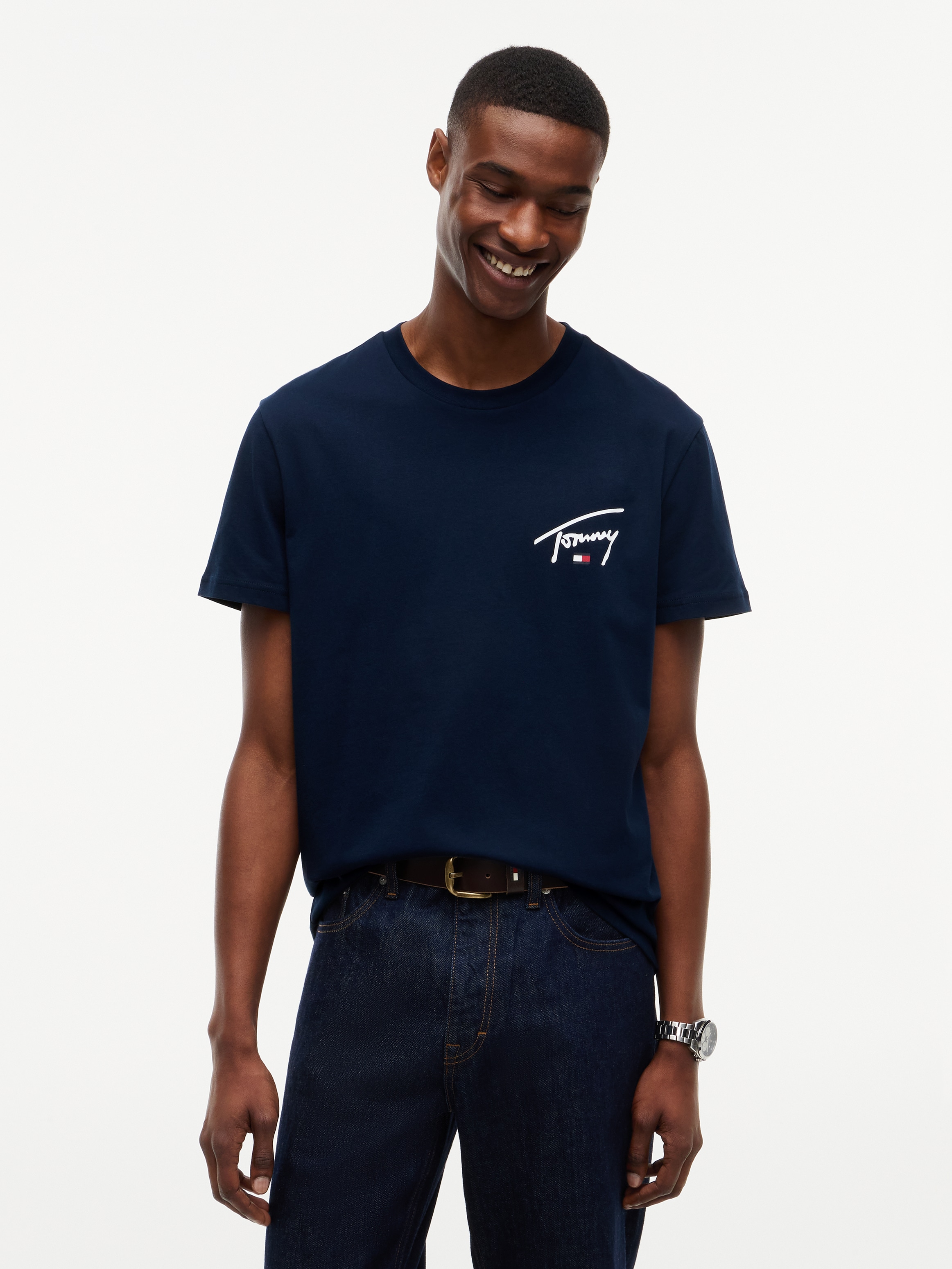Tommy Jeans T-Shirt "SLIM SIGNATURE CHEST TEE" Slim fit mit Rundhalsausschnitt