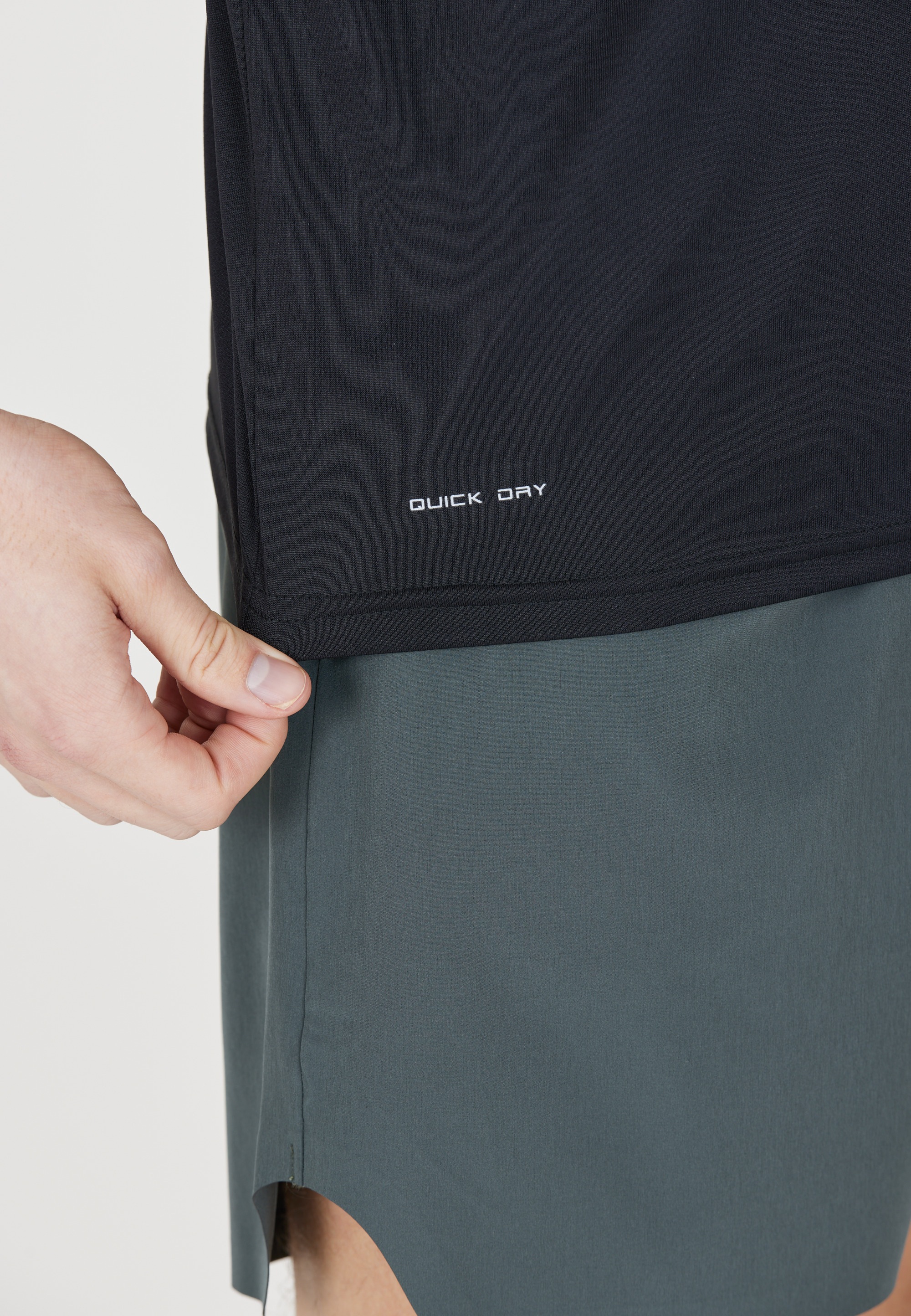 Virtus Funktionsshirt »Keso«, (1 tlg.), mit schnelltrocknender und atmungsaktiver Eigenschaft