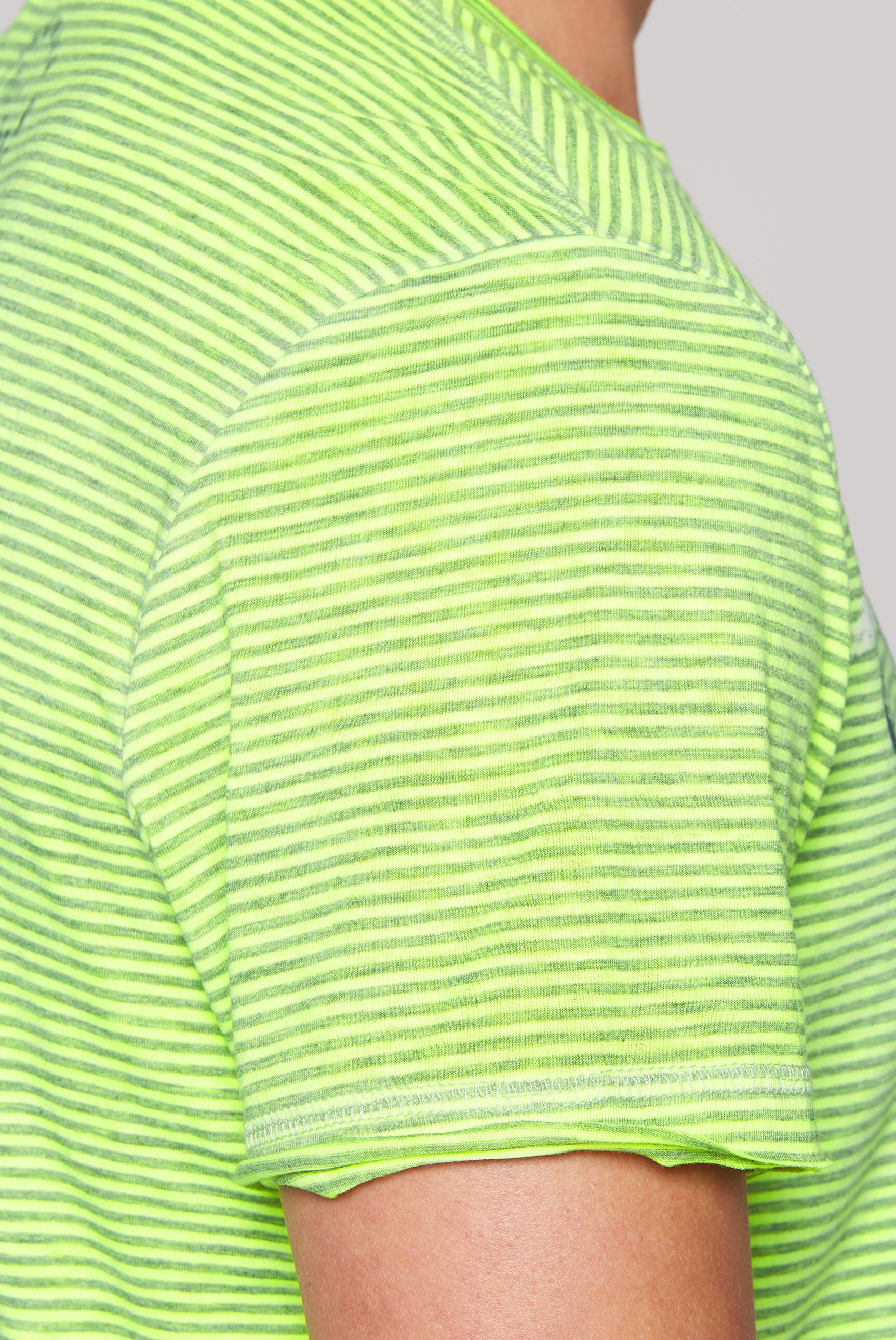 CAMP DAVID Rundhalsshirt, mit Ausbrenner-Effekten